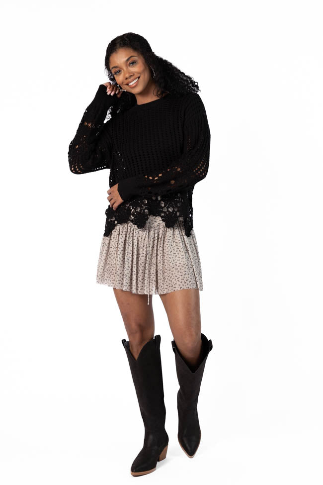 A Little Dramatic Black Flower Trim Crochet Sweater-Sunny Prom