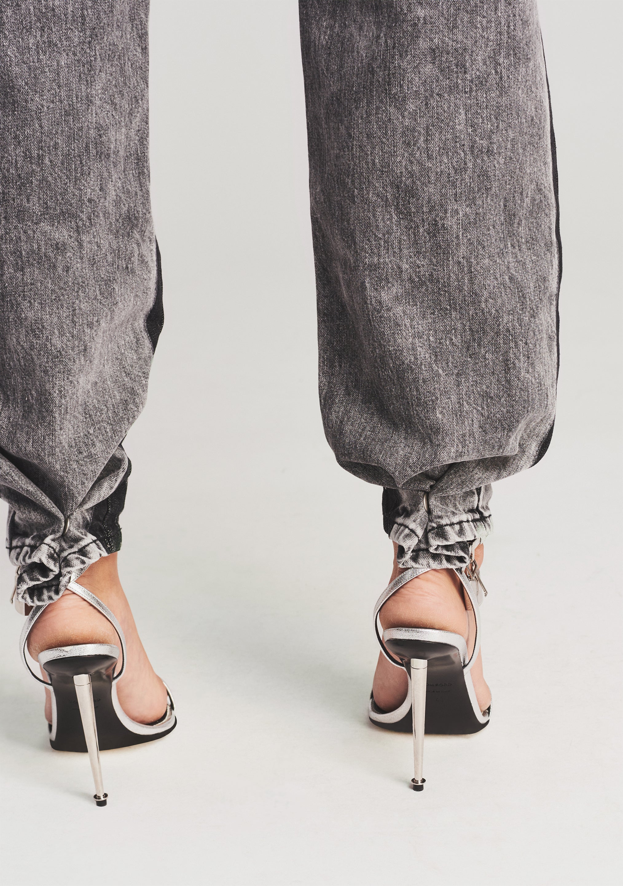 Maggie Mid Rise Jean-Sunny Prom