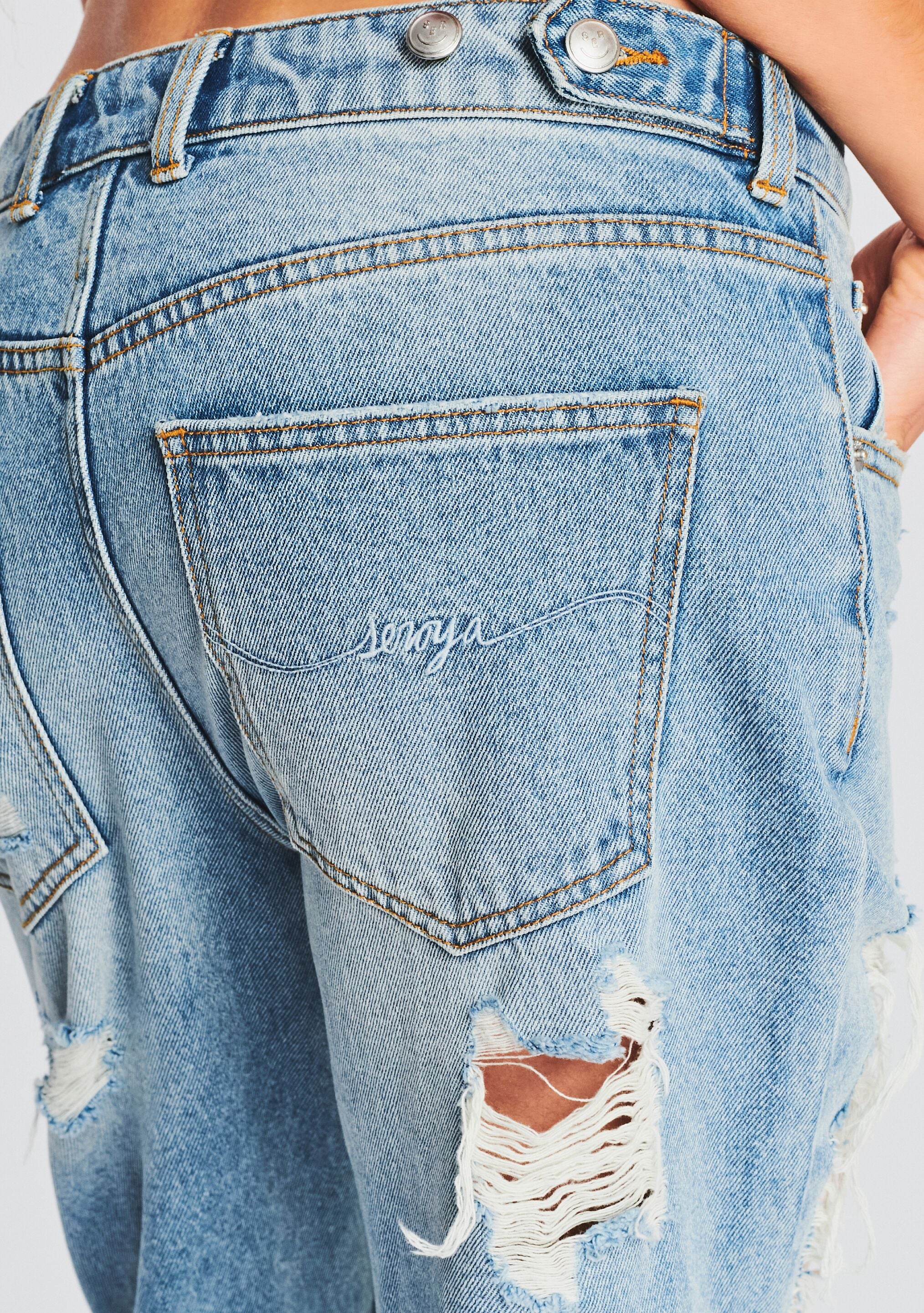 Omar Drop Boyfriend Jean-Sunny Prom