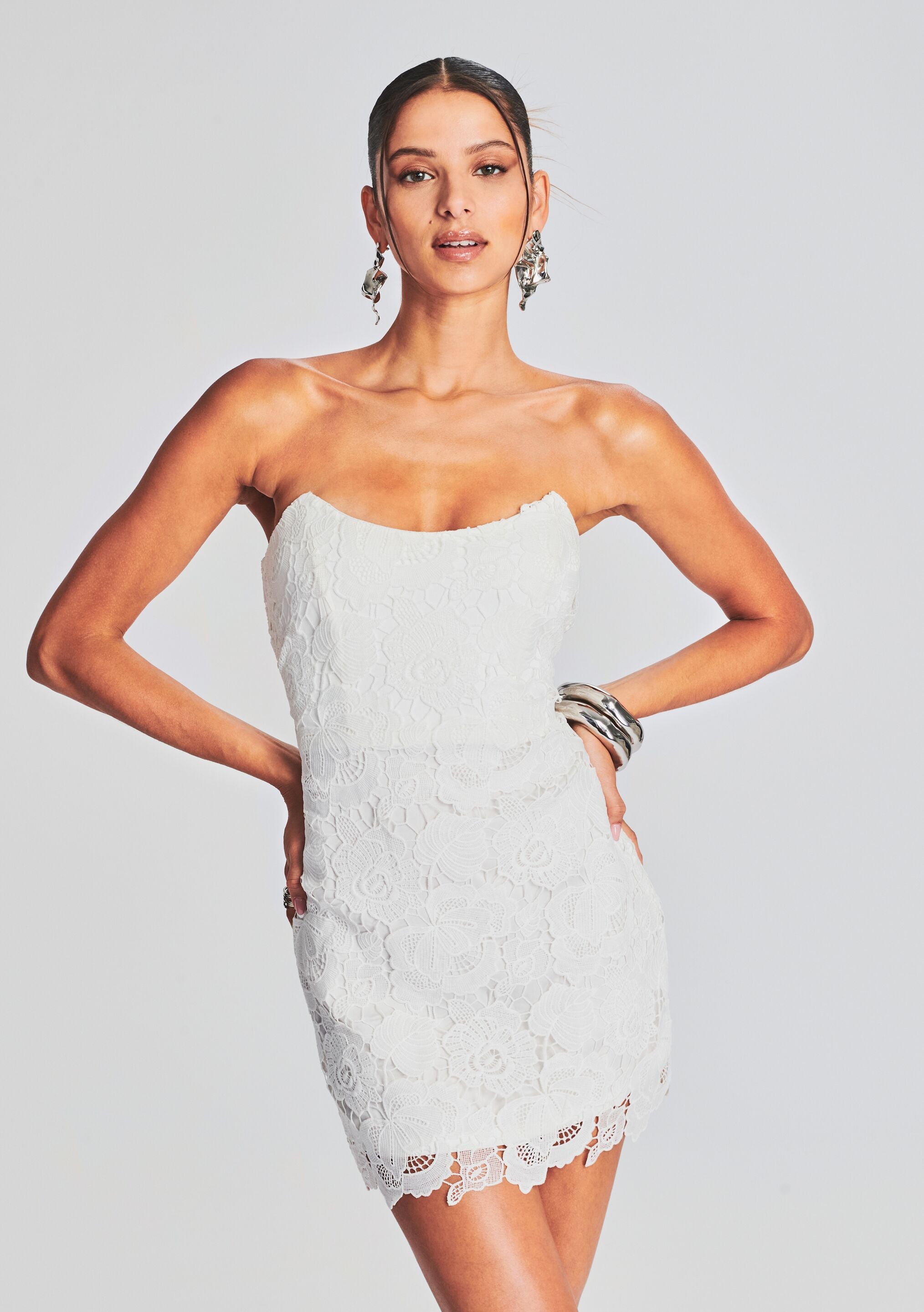 Eliza Lace Strapless Mini Dress-Sunny Prom