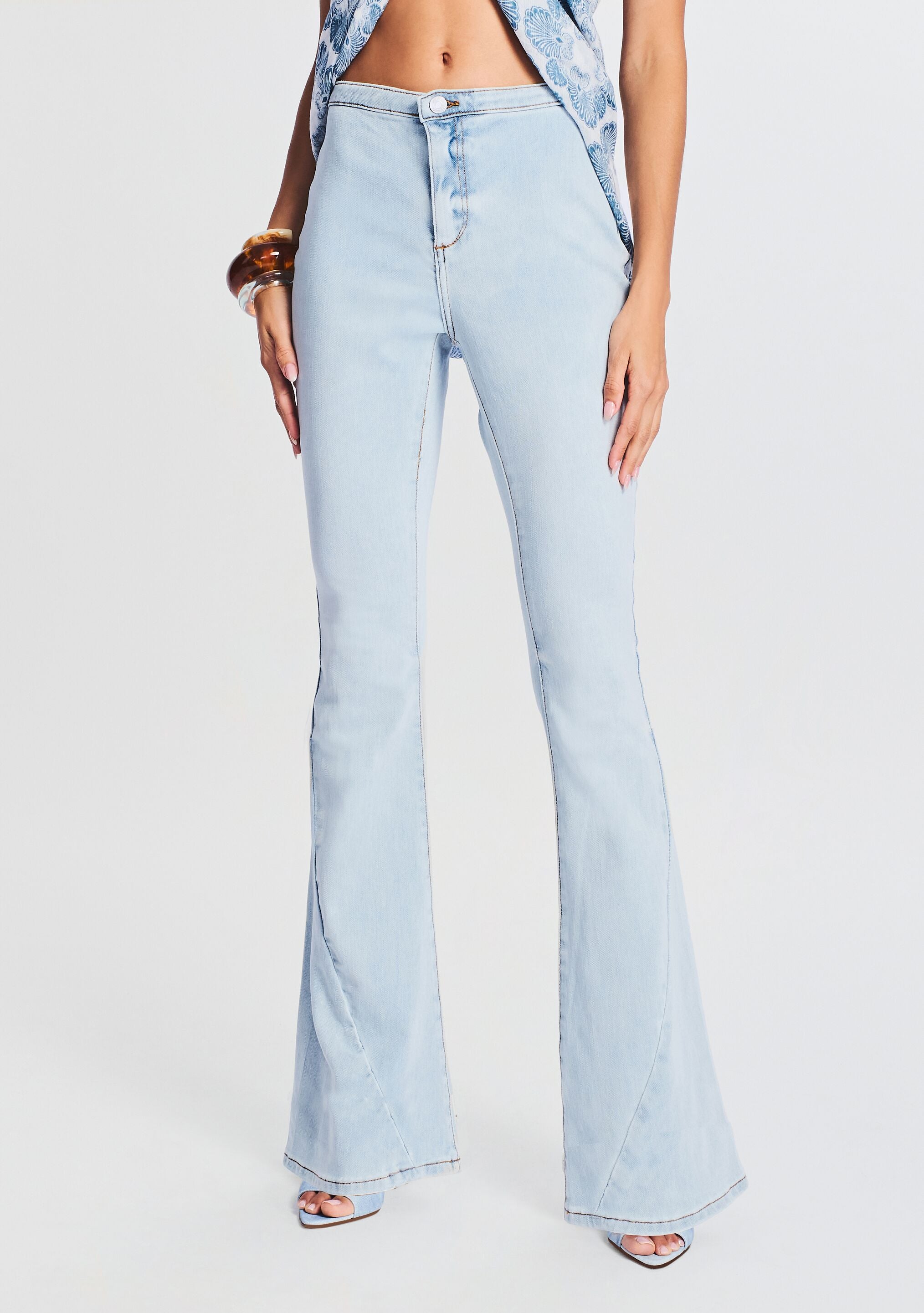 Nora Mid Rise Flare Jean-Sunny Prom