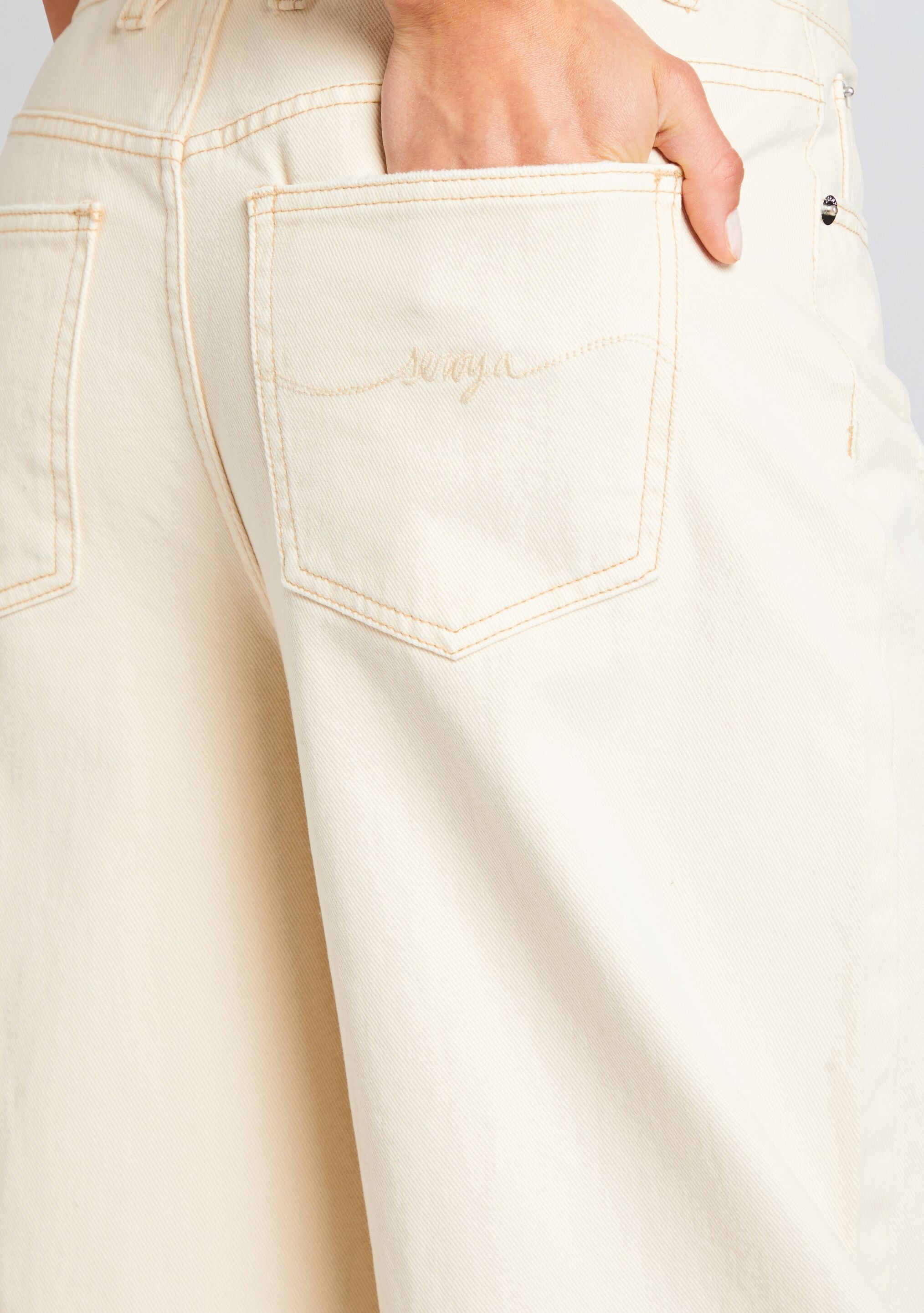 Ashley Barrel Jean-Sunny Prom