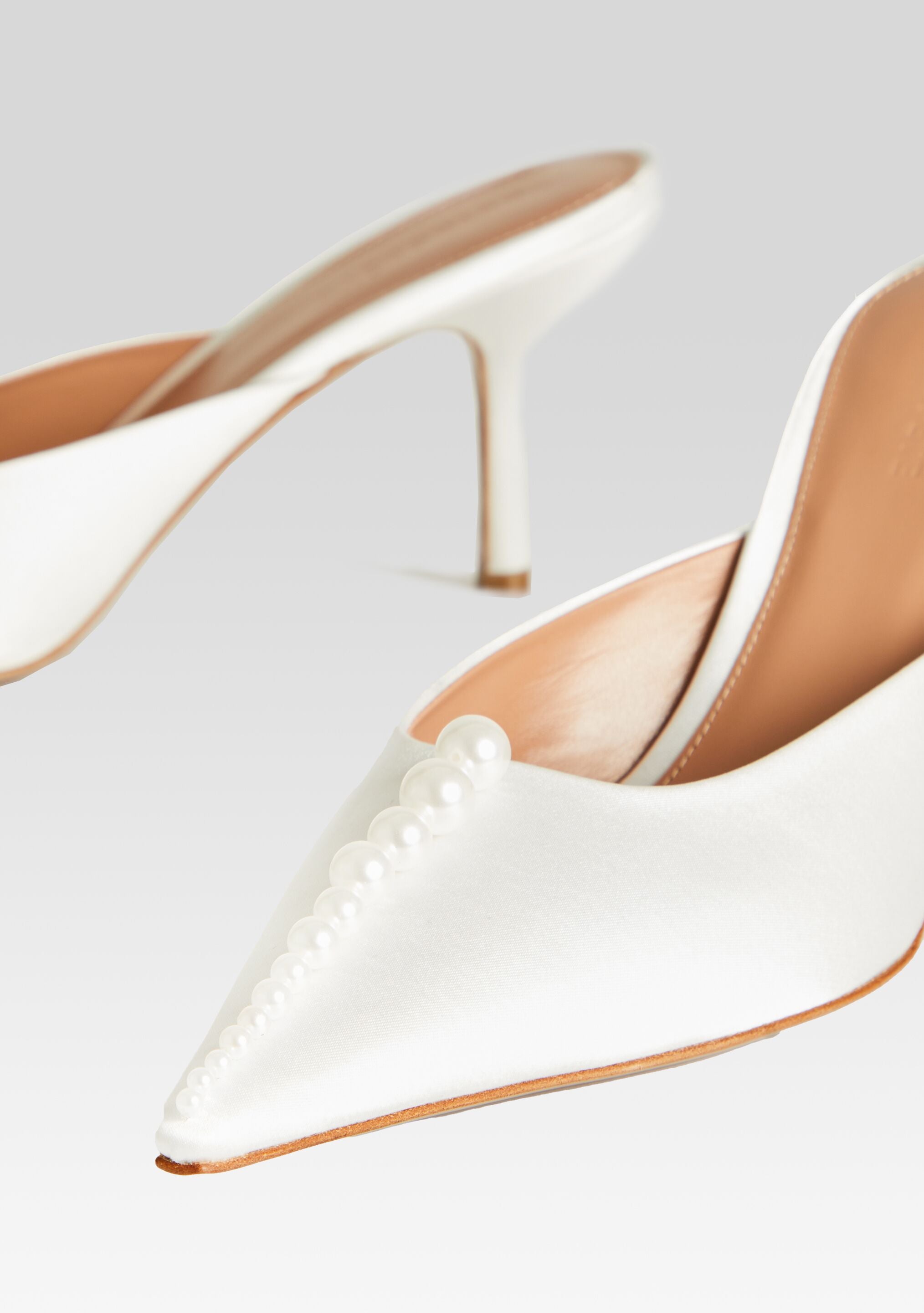 Ariel Mule-Sunny Prom