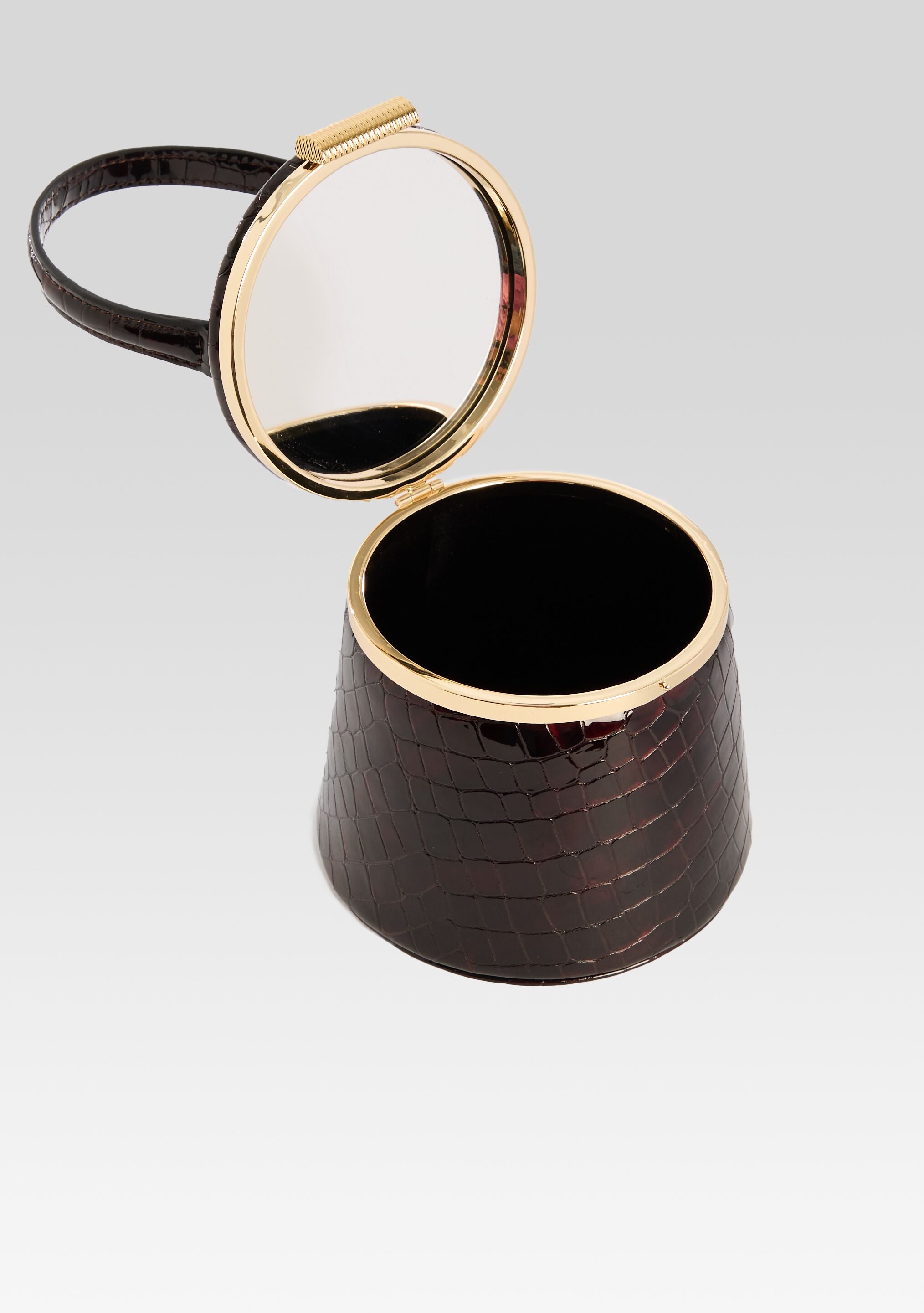 Lesla Case-Sunny Prom