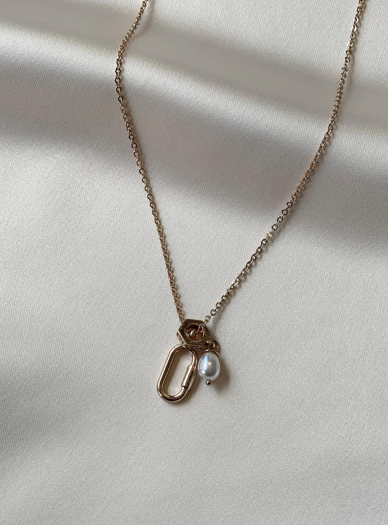 Schofield Pearl Necklace Gold-Oh Mollys