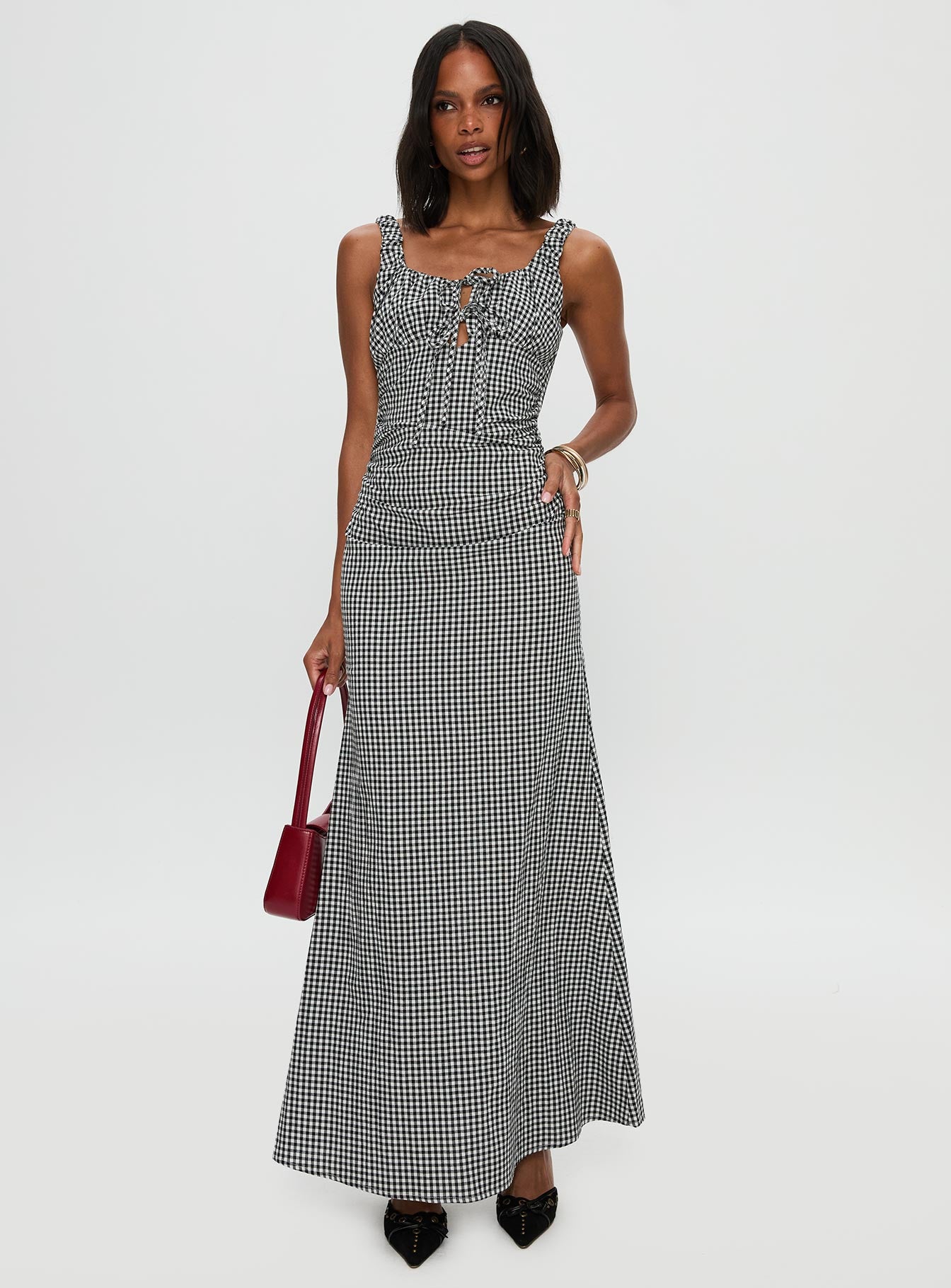 Roundtrip Maxi Dress Black / White-Oh Mollys