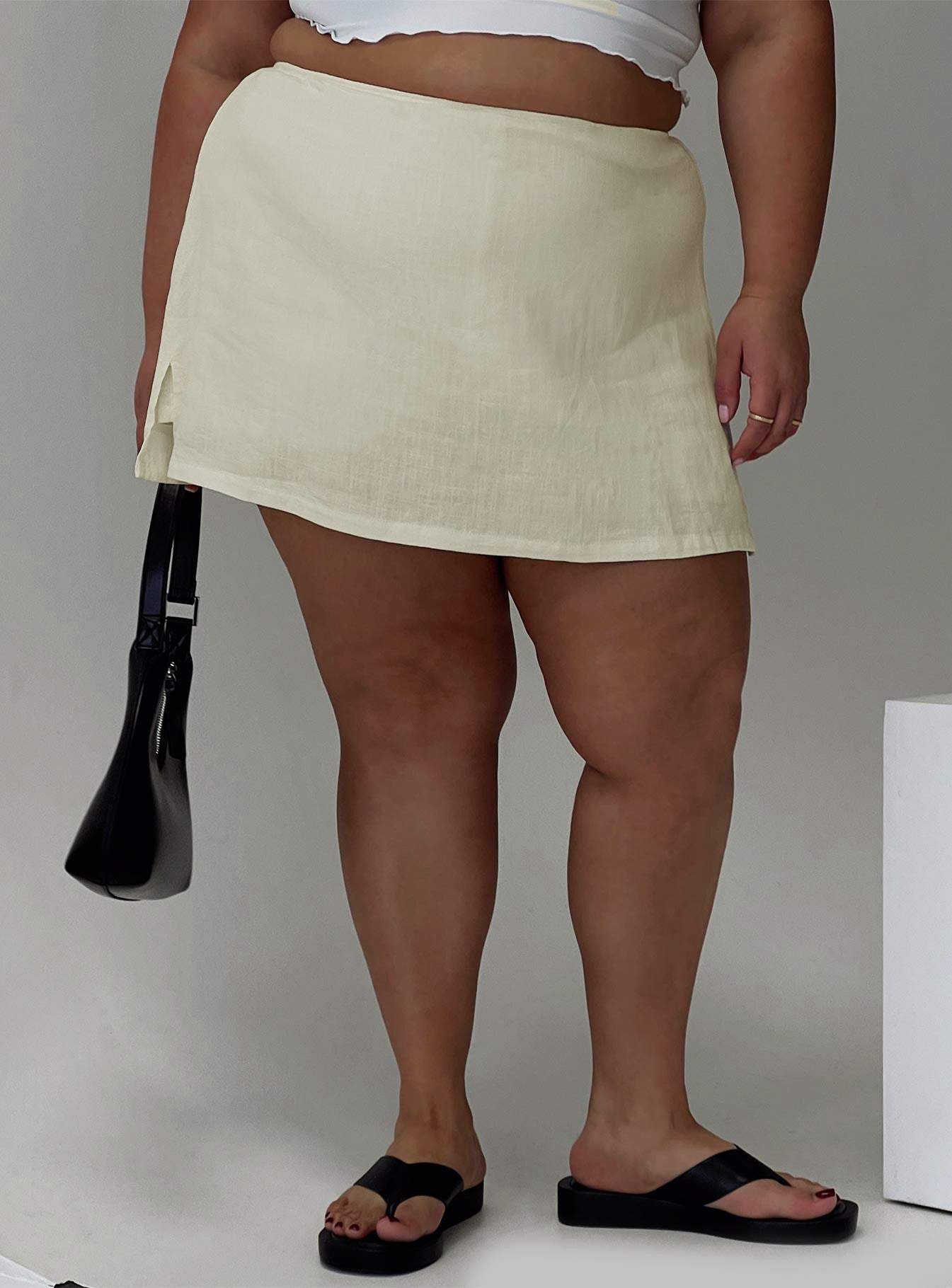 Gigi Skort Linen Cream Curve-Oh Mollys