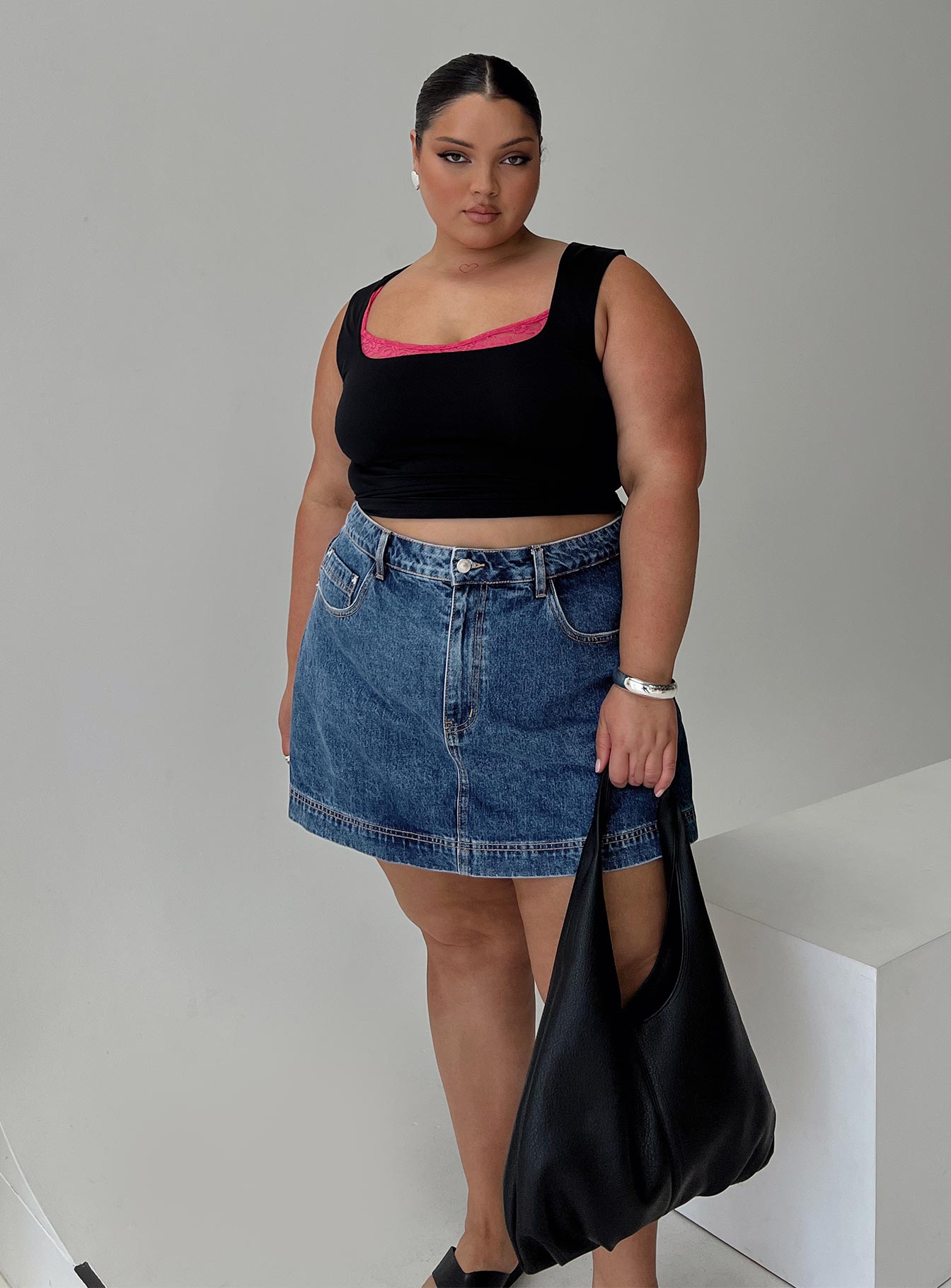 Gazelle Denim Skort Mid Wash Curve-Oh Mollys