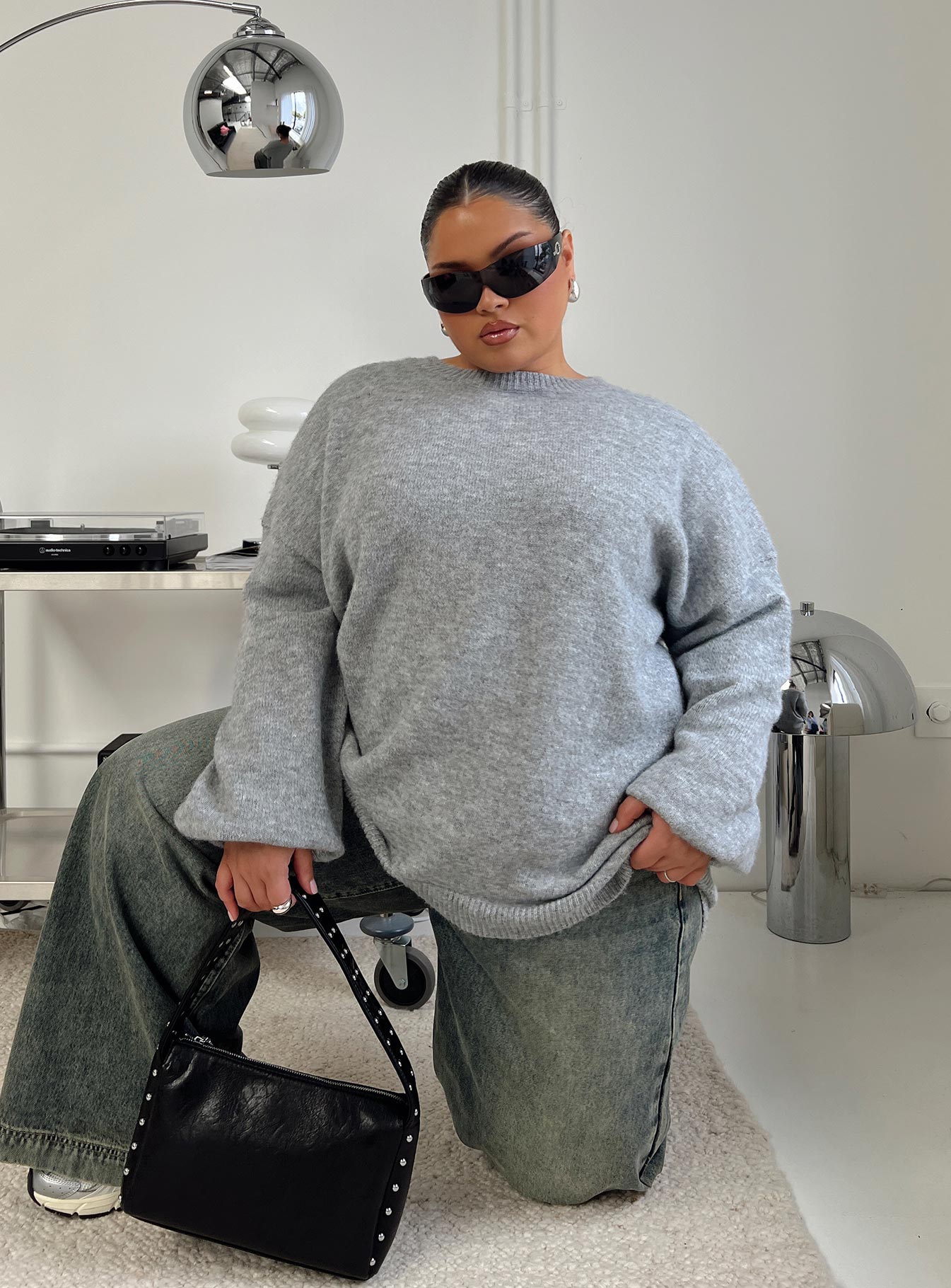 Ryanna Sweater Grey Curve-Oh Mollys