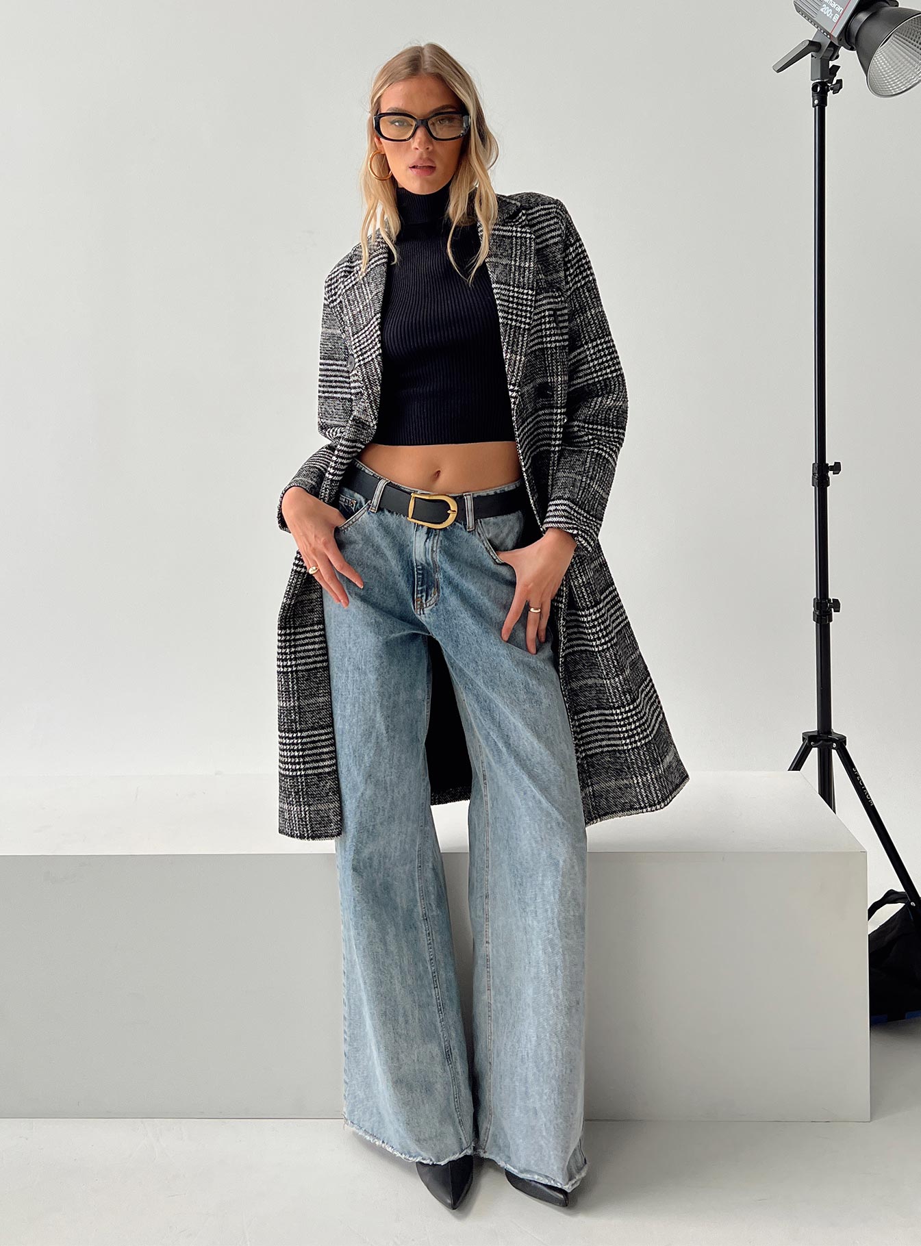 Newman Plaid Longline Coat Black-Oh Mollys