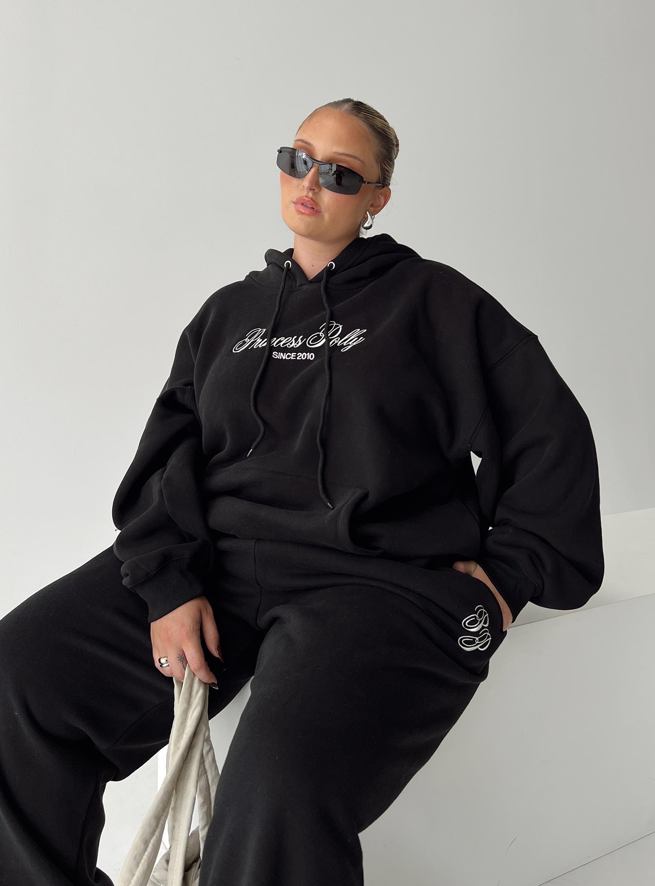 Oh Mollys Hooded Sweatshirt Script Black / Ivory Curve-Oh Mollys