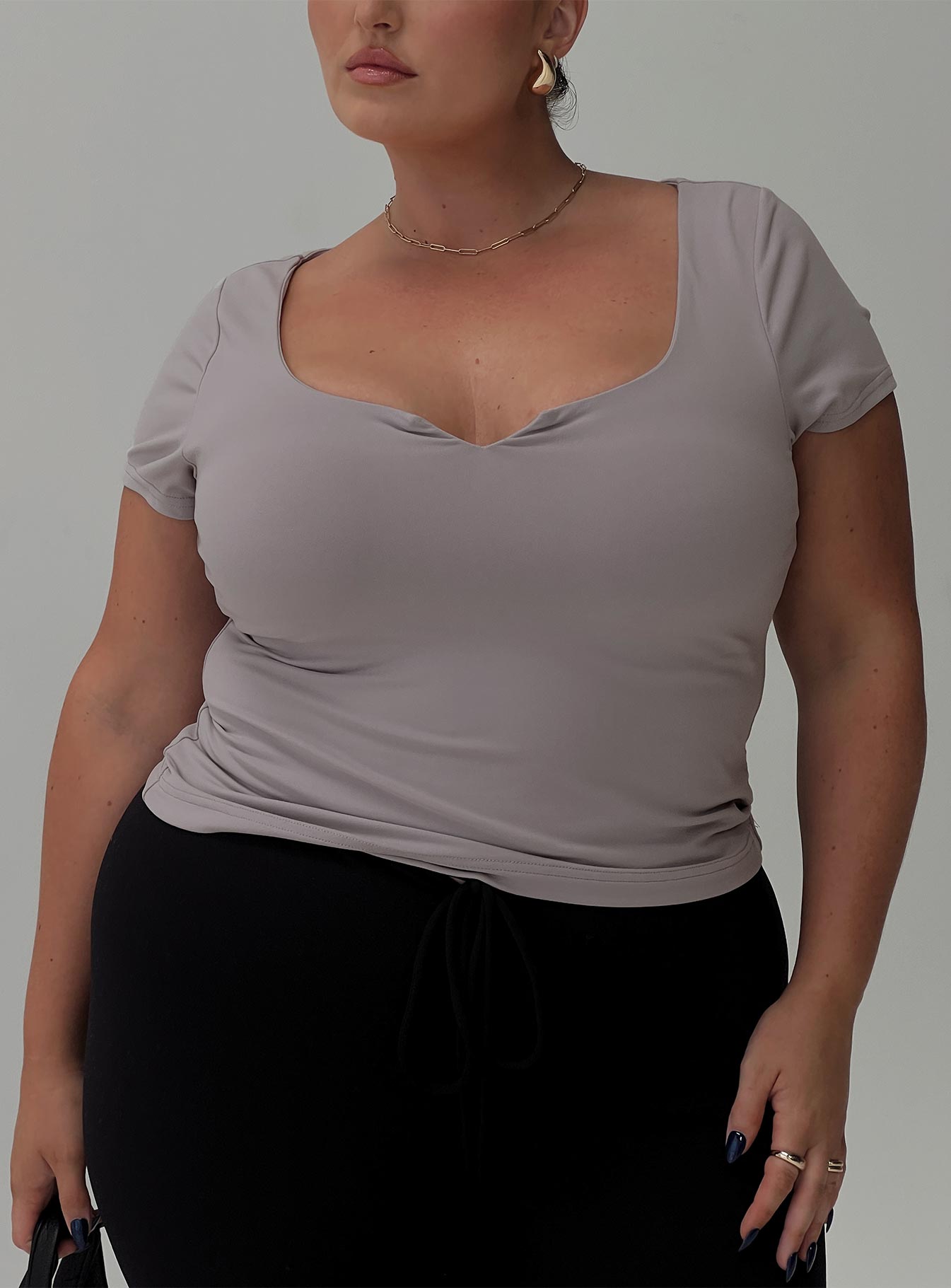 Serenie Top Grey Curve-Oh Mollys