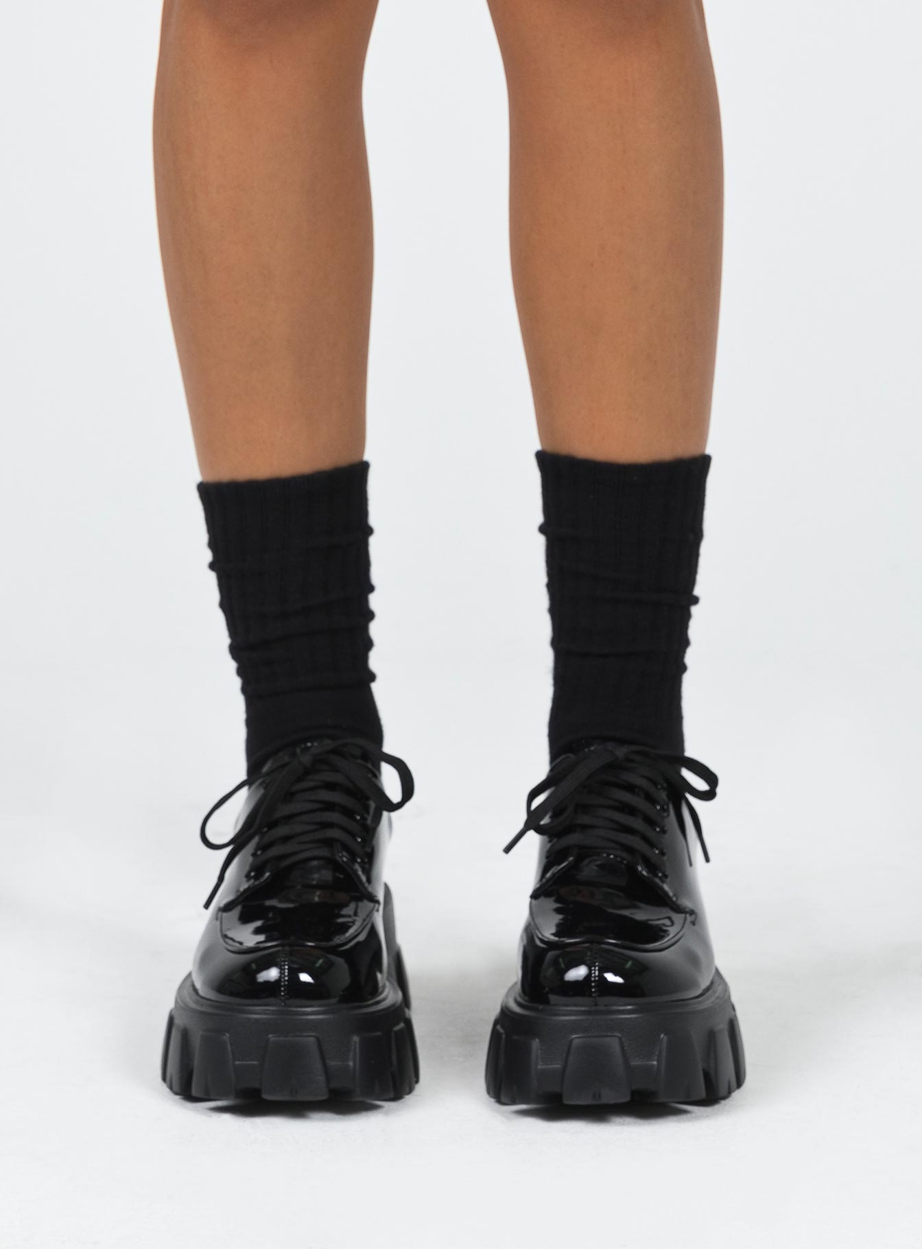 Mia Shoes Black Patent-Oh Mollys