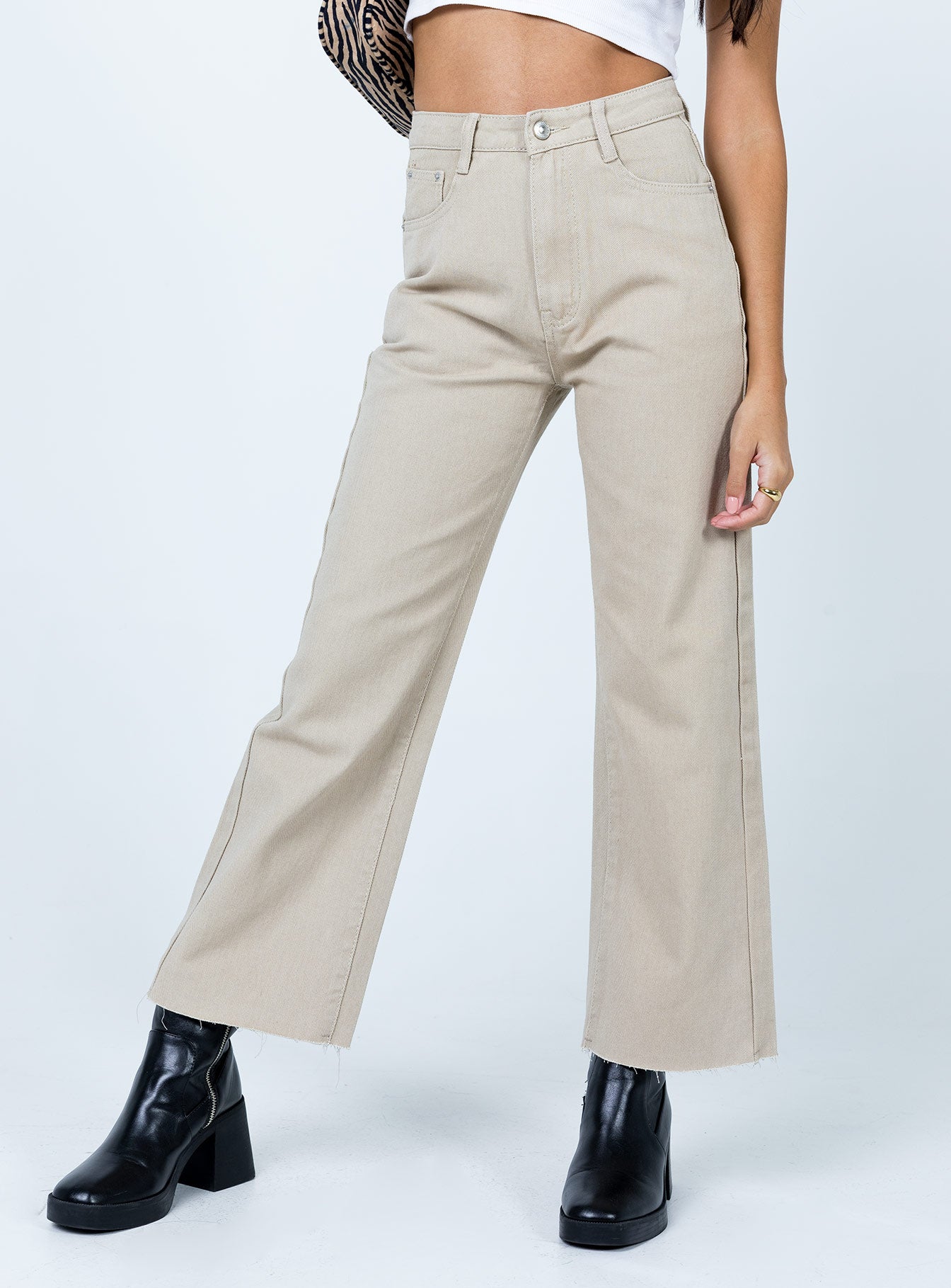 Cece Hammer Wide Leg Jeans Beige Denim-Oh Mollys