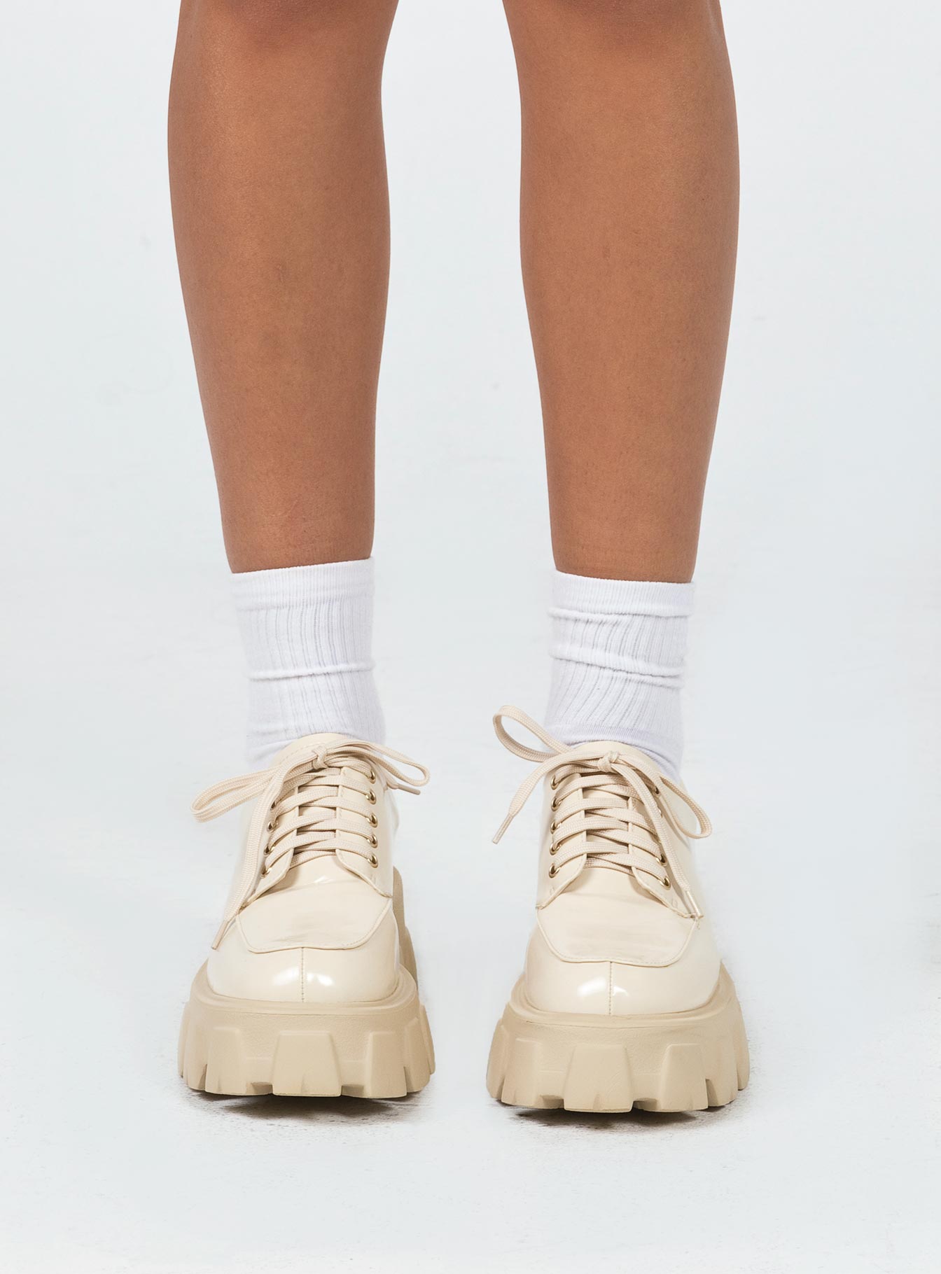 Mia Shoes Beige-Oh Mollys