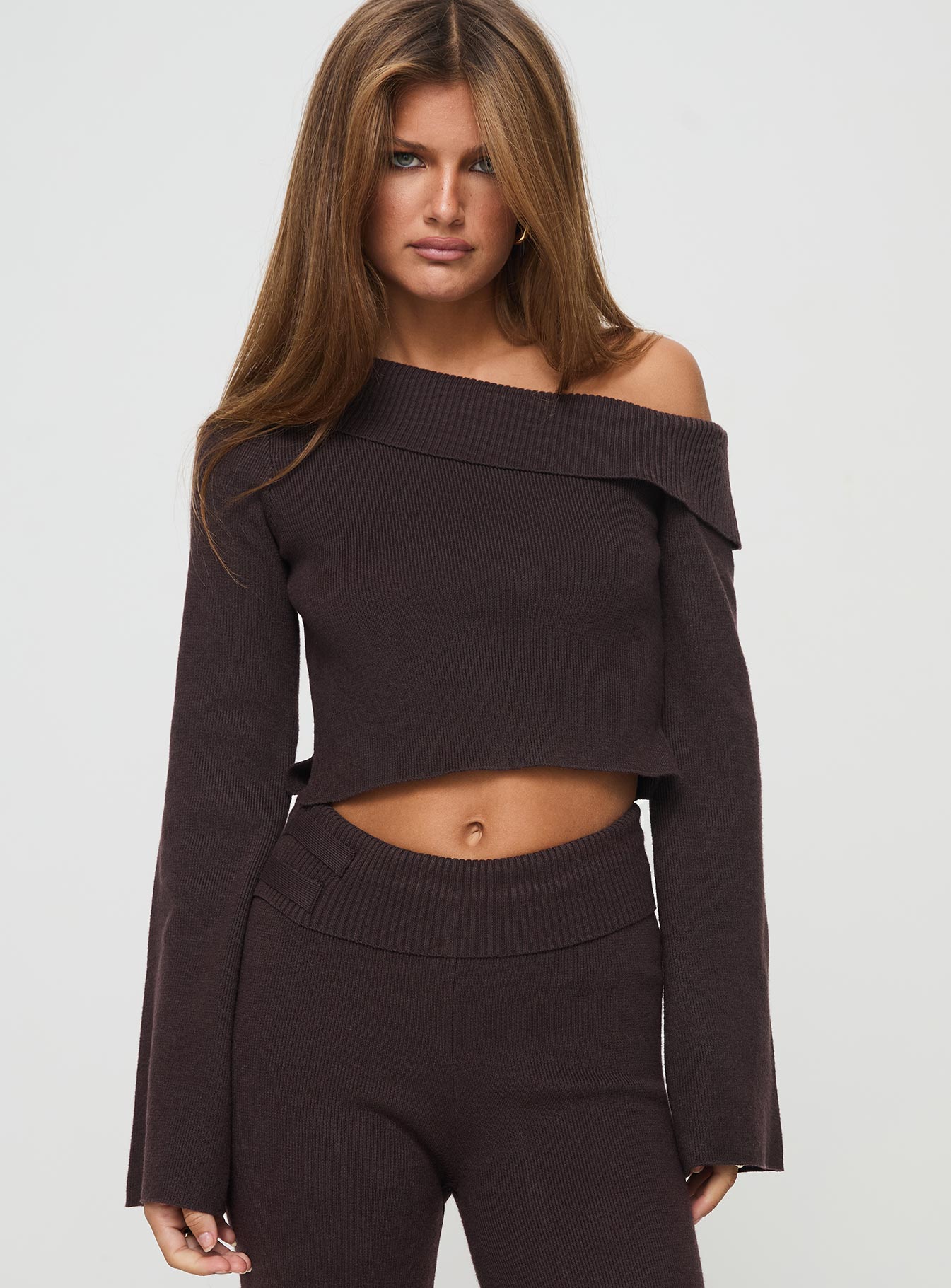 Sina Off The Shoulder Top Chocolate-Oh Mollys