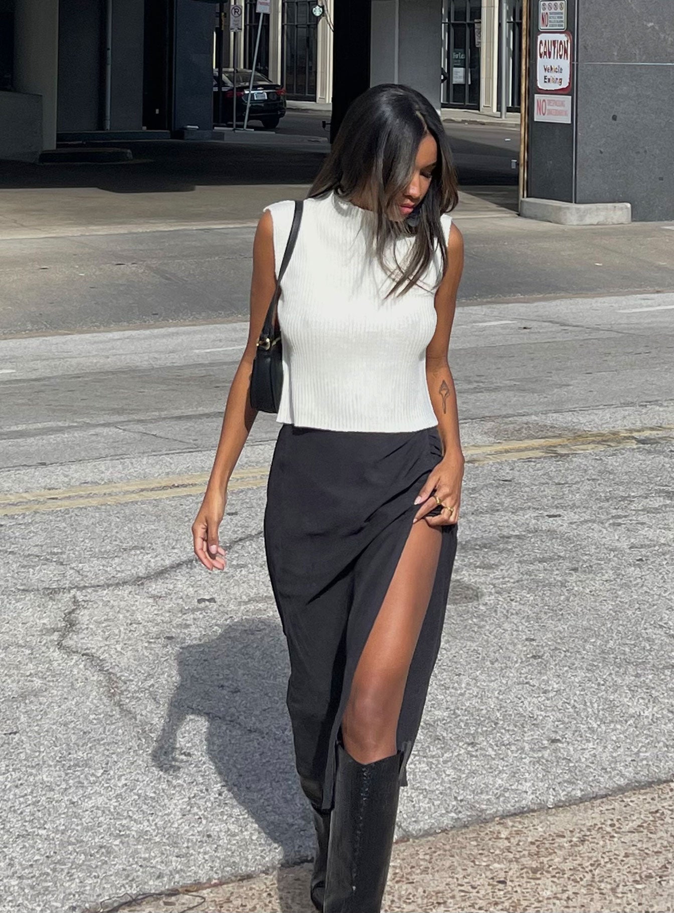 Davena Sweater Vest Cream-Oh Mollys