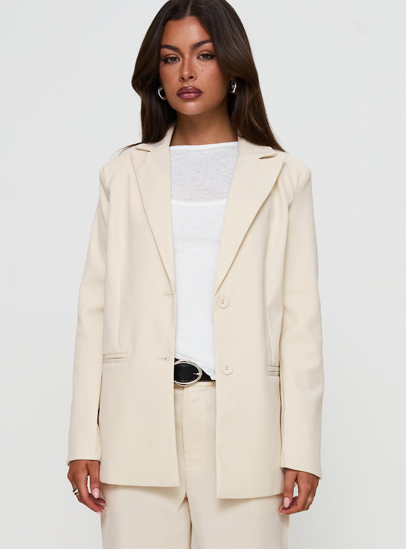 Crowd Pleaser Oversized Blazer Cream-Oh Mollys