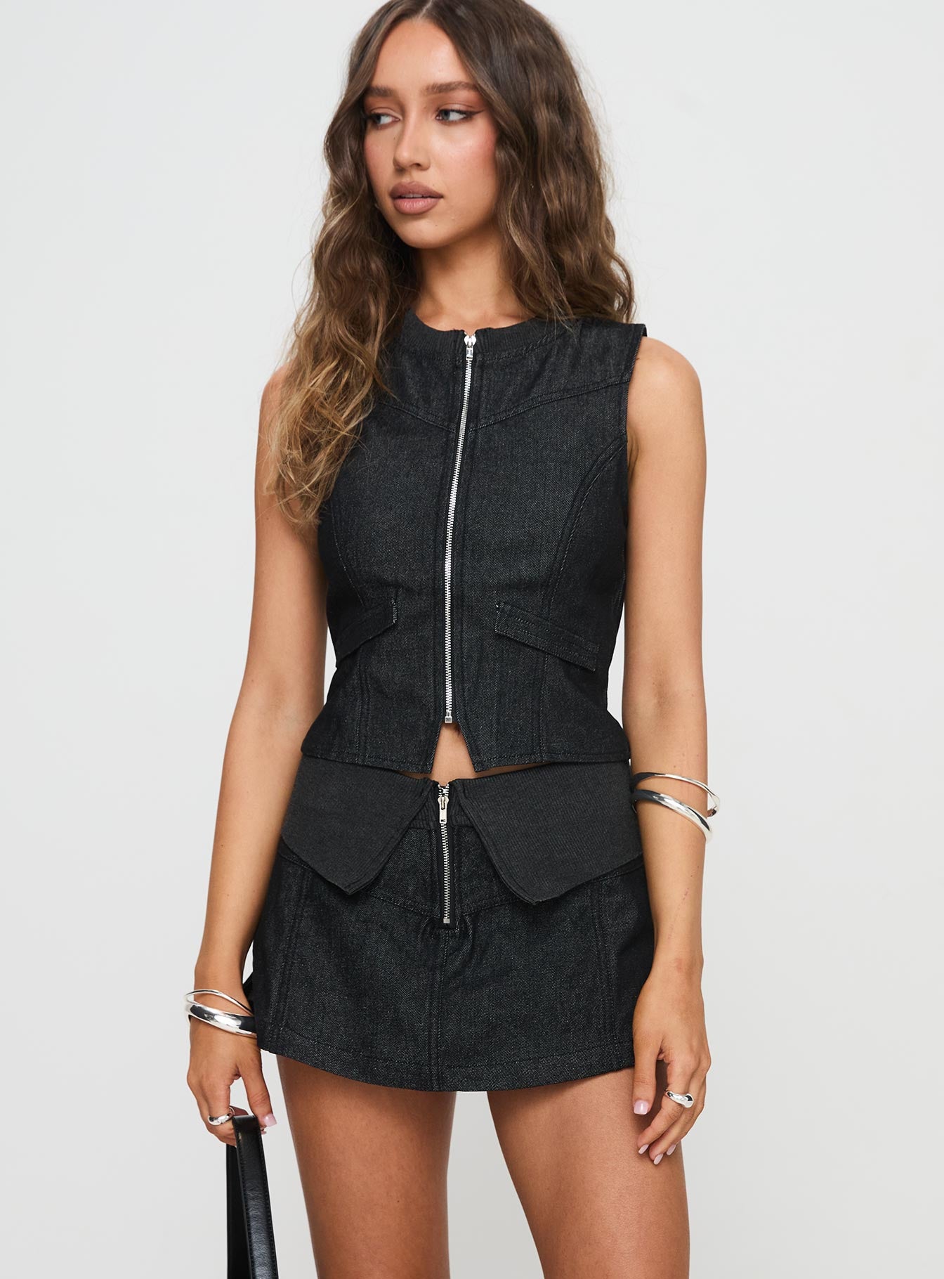 Isibel Skort Black-Oh Mollys