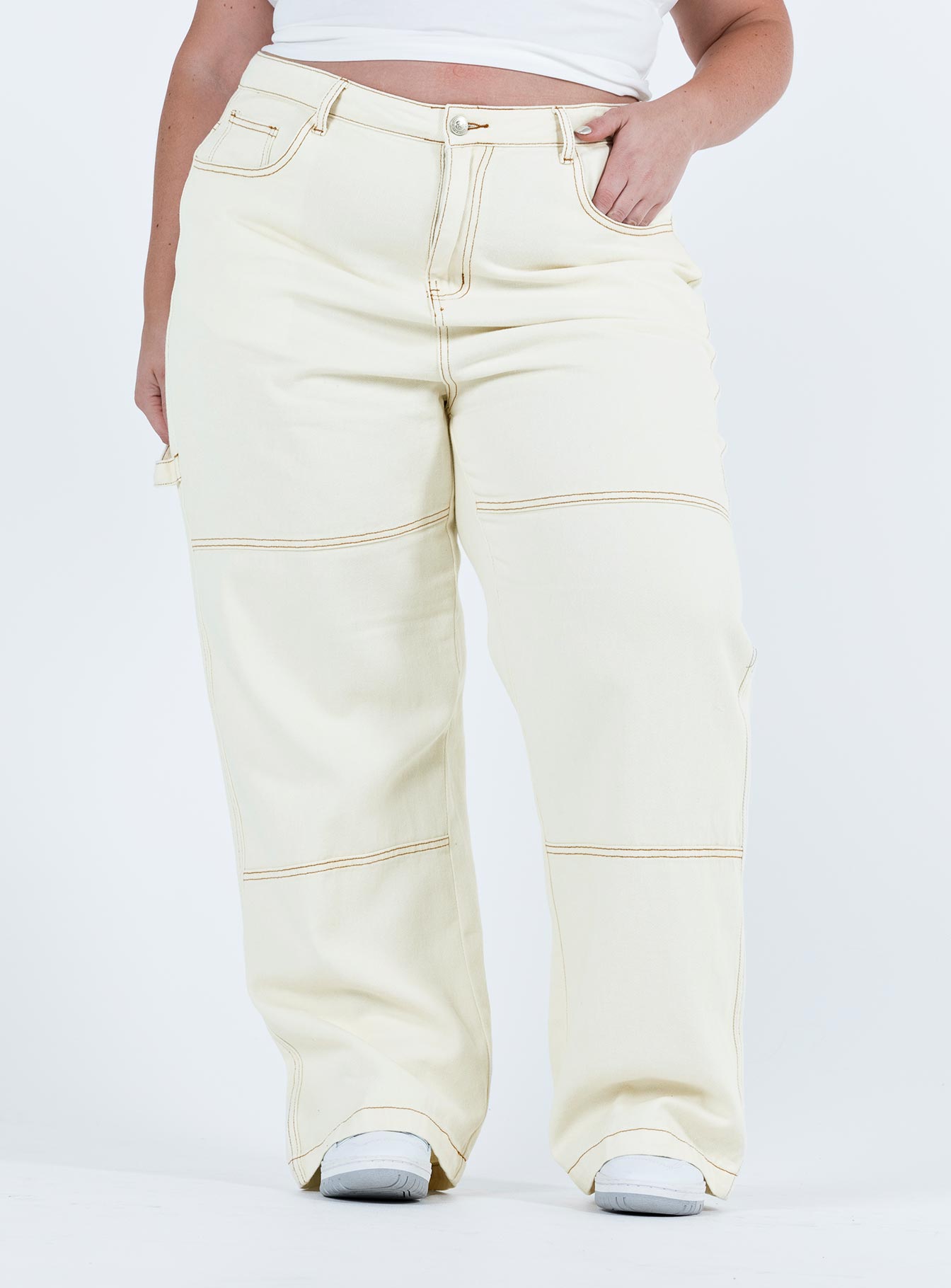 Copeland Jeans White Curve-Oh Mollys