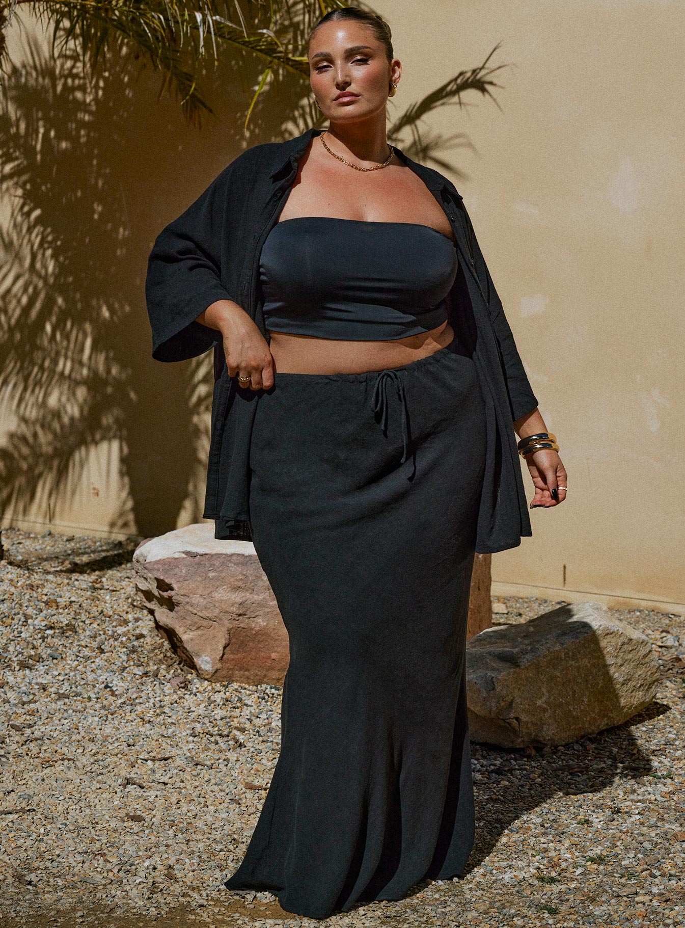 Mercer Linen Blend Maxi Skirt Black Curve-Oh Mollys