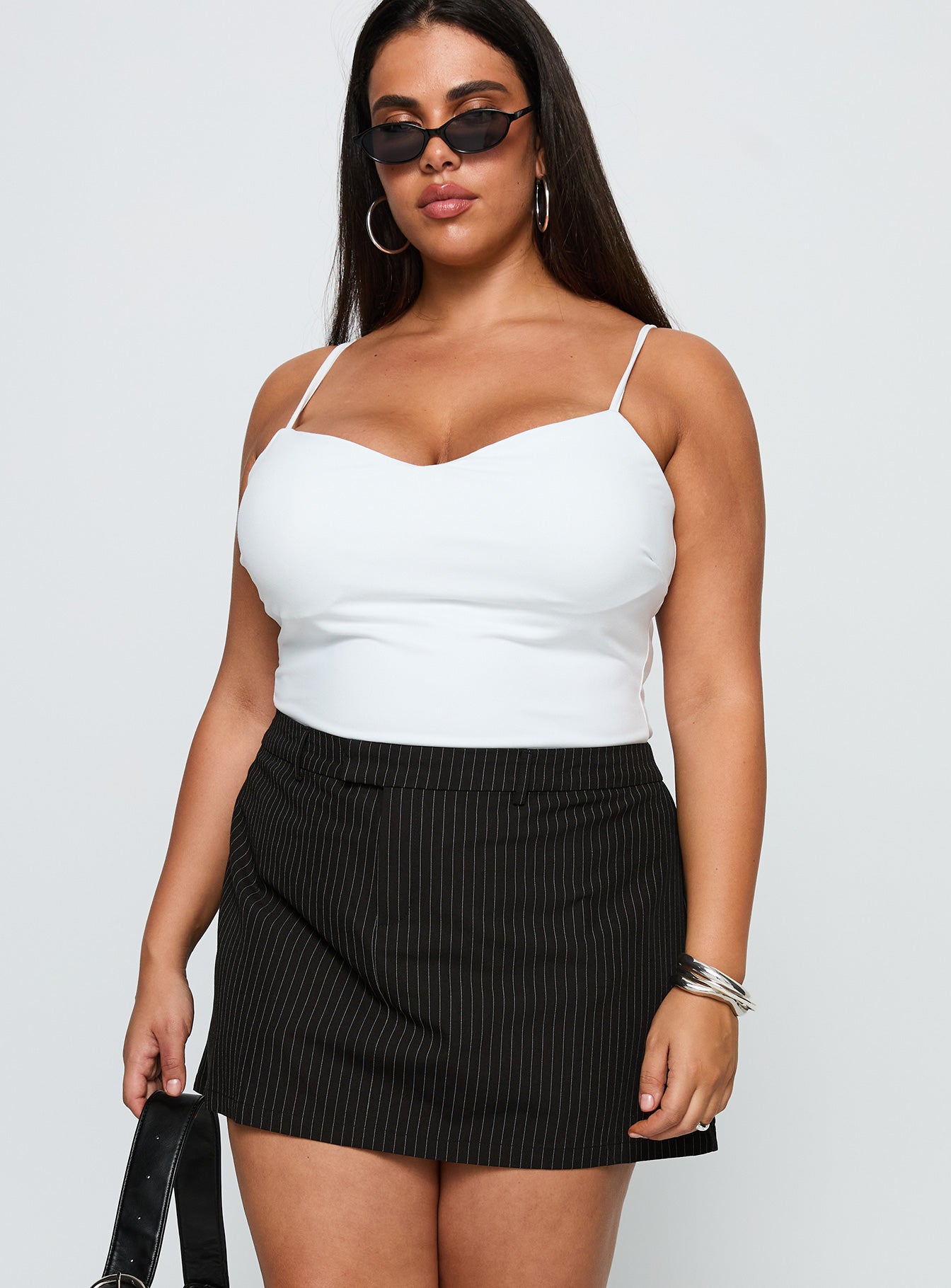 Feminique Skort Black Stripe Curve-Oh Mollys