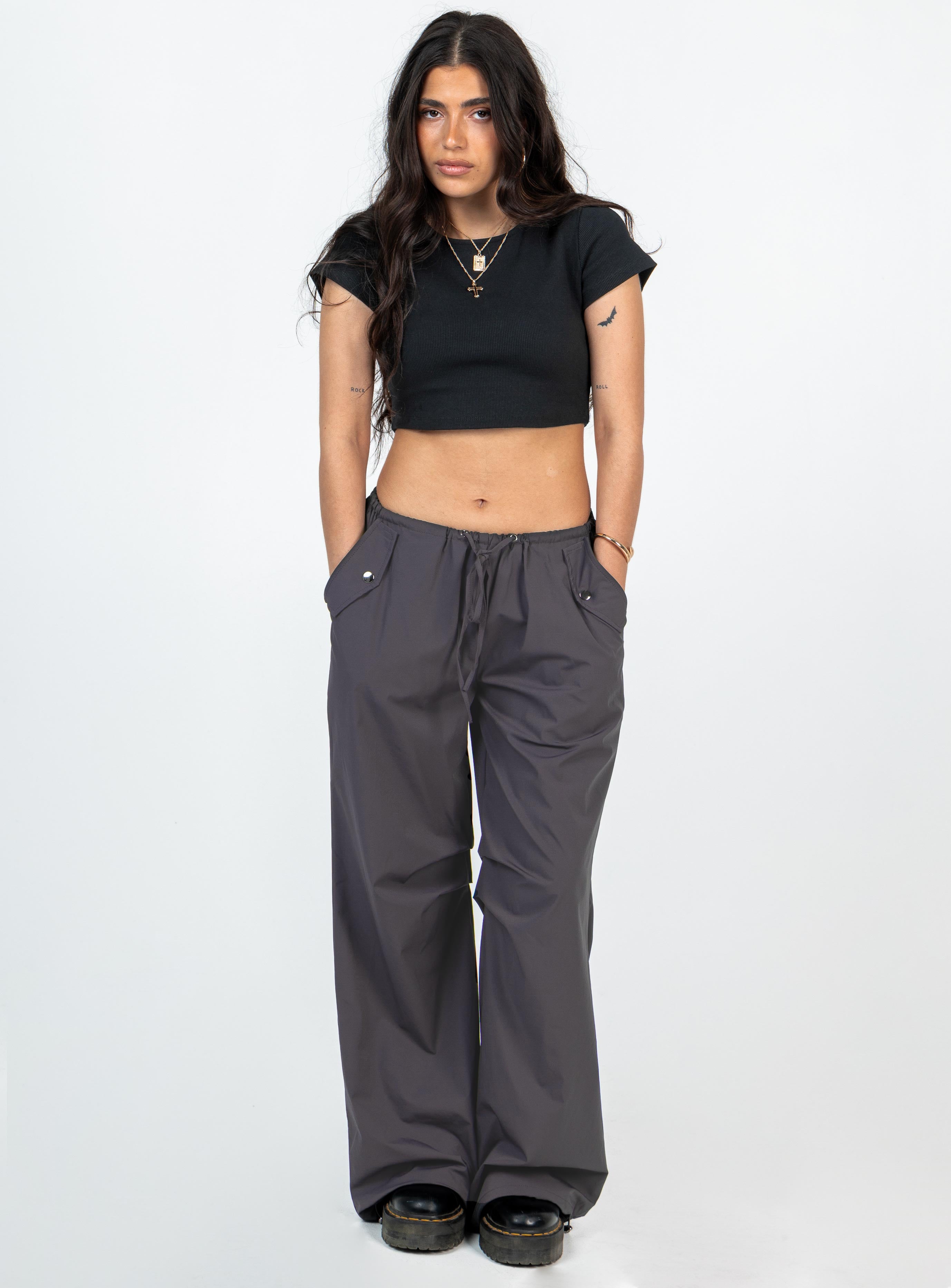 Classic Crop Tee Black Petite-Oh Mollys