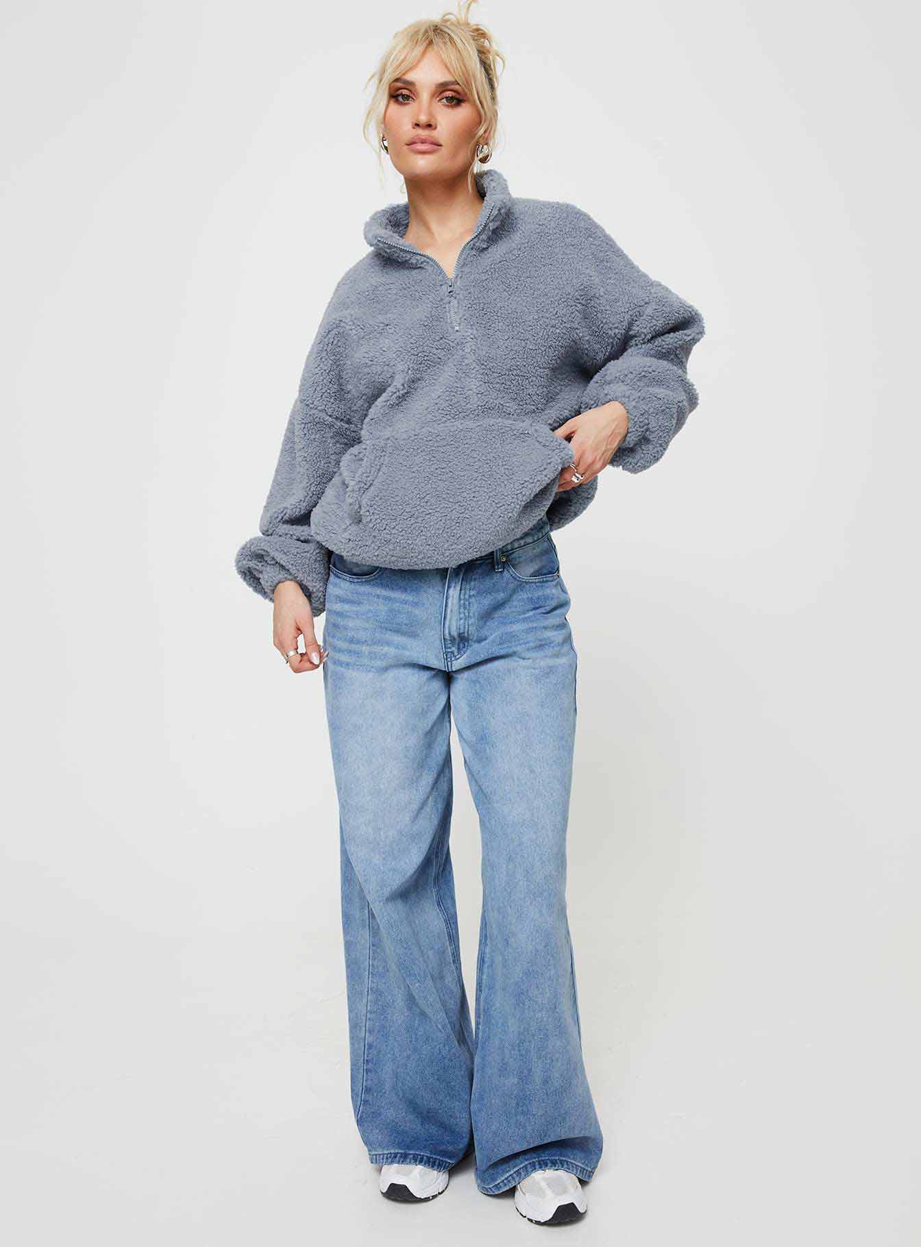 Dais Teddy Sweater Blue-Oh Mollys