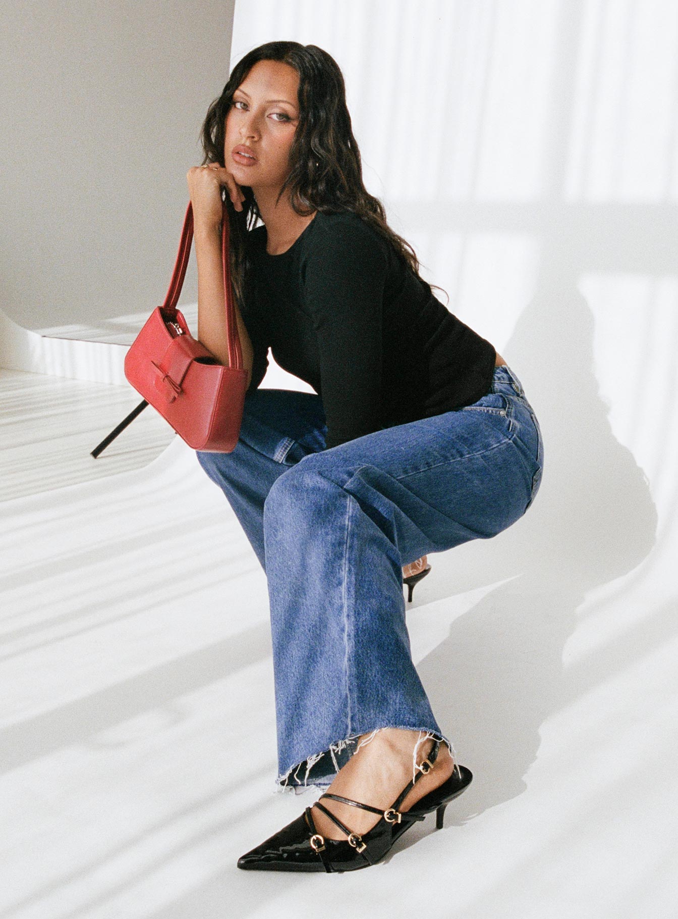 Darla Low Rise Straight Leg Jeans Mid Wash-Oh Mollys