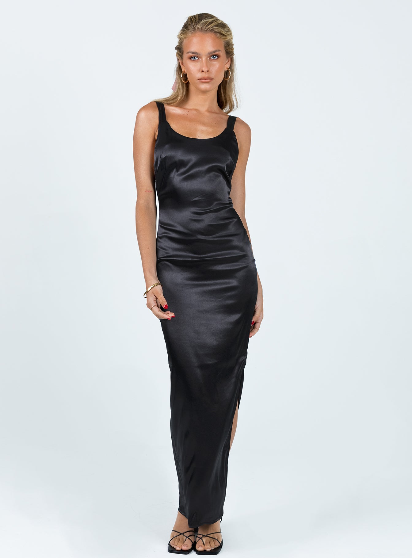 Curtis Maxi Dress Black-Oh Mollys
