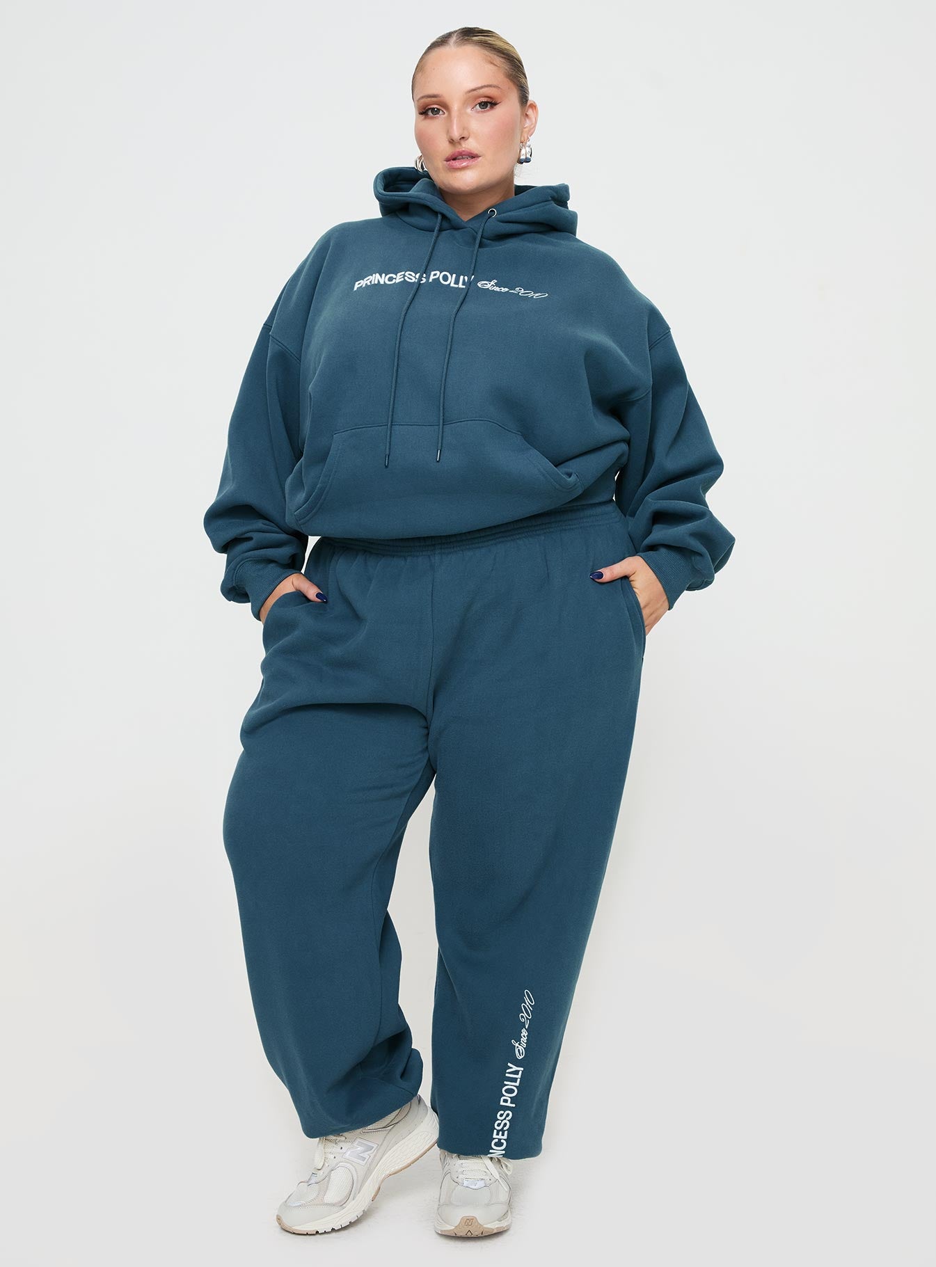 Oh Mollys Hooded Sweatshirt Block / Cursive Text Slate Curve-Oh Mollys