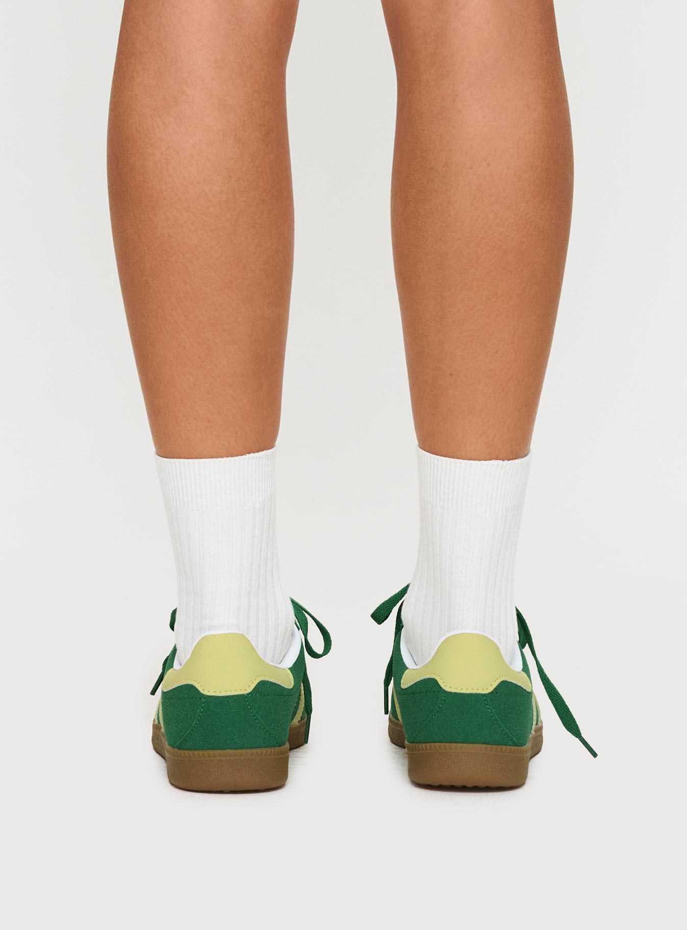 Huckle Sneakers Green-Oh Mollys