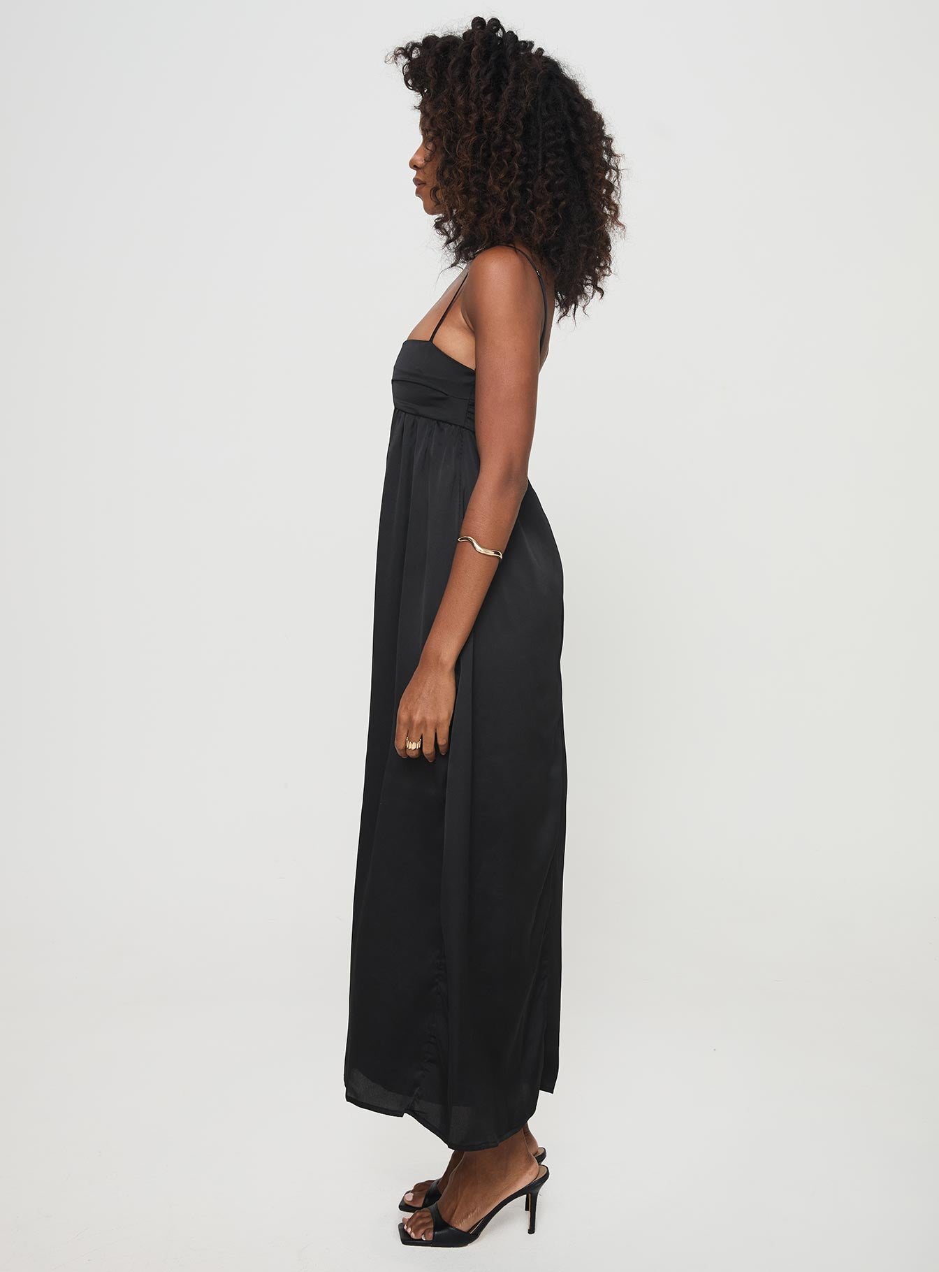 Ortega Maxi Dress Black-Oh Mollys