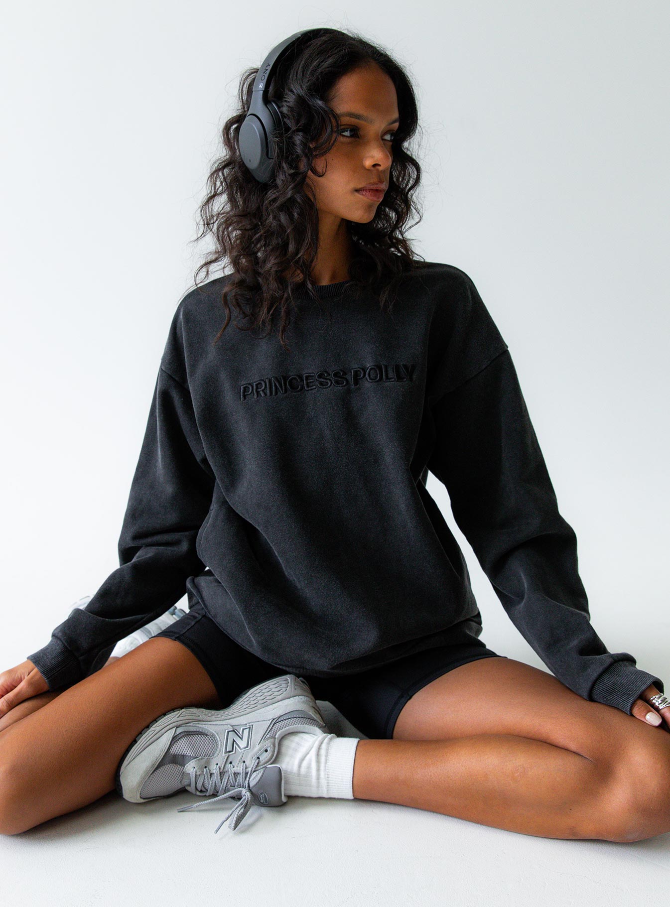 Fearlessness Activewear Crew Neck Sweatshirt Black-Oh Mollys