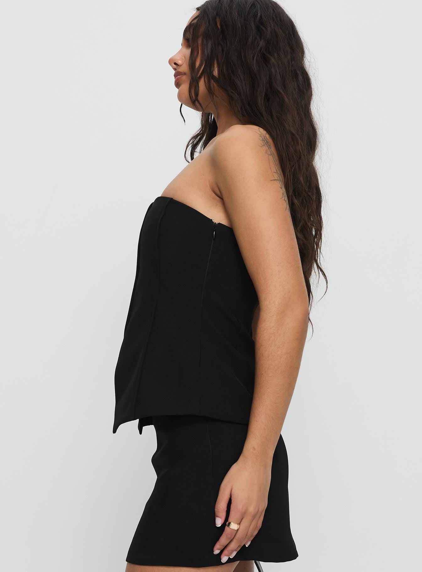 Lavish Living Strapless Top Black-Oh Mollys