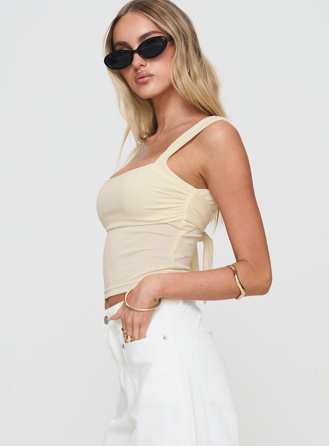Francois Backless Top Cream-Oh Mollys