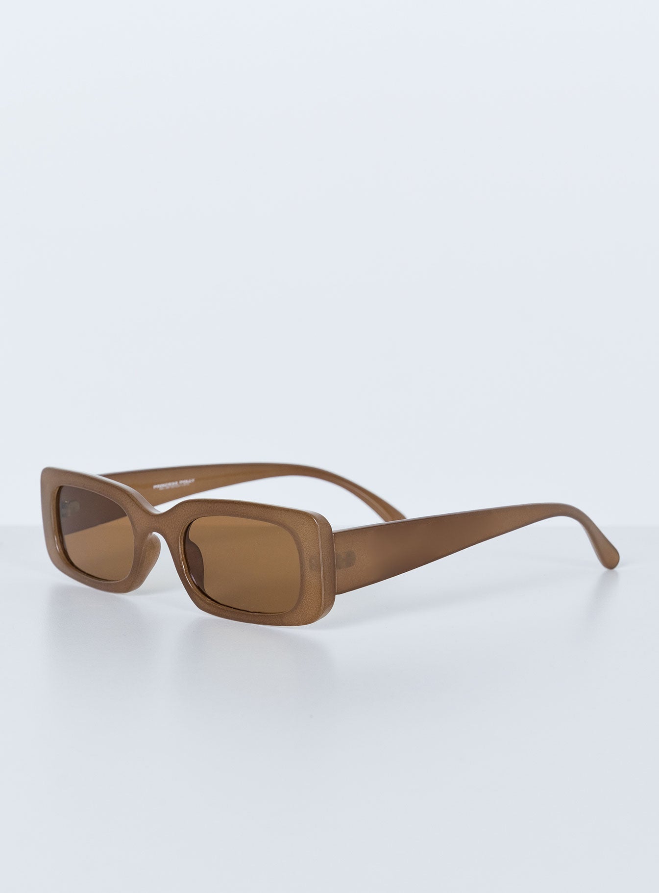 Chateau Sunglasses Beige-Oh Mollys