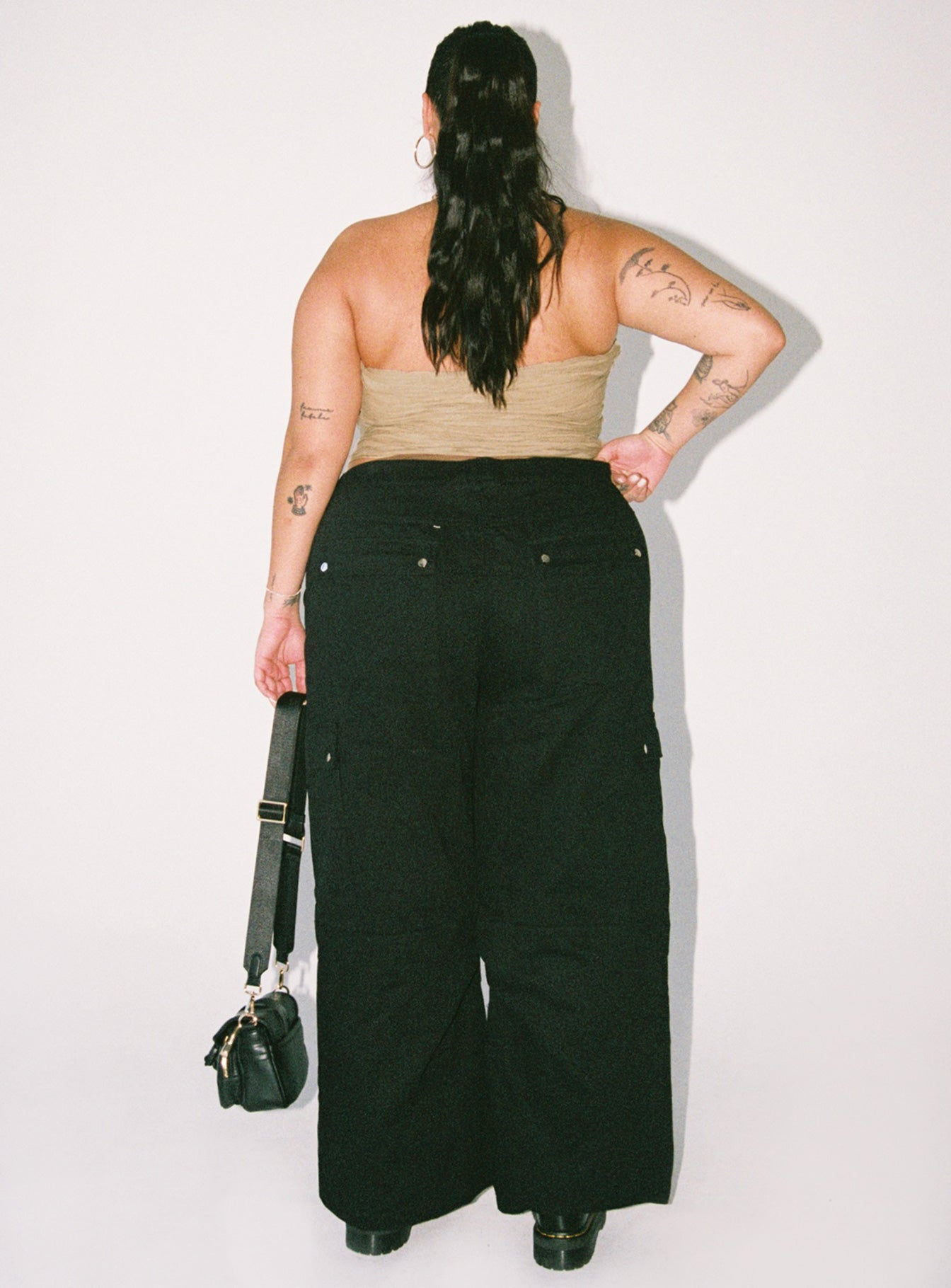 Fallout Mid Rise Cargo Pants Black Curve-Oh Mollys