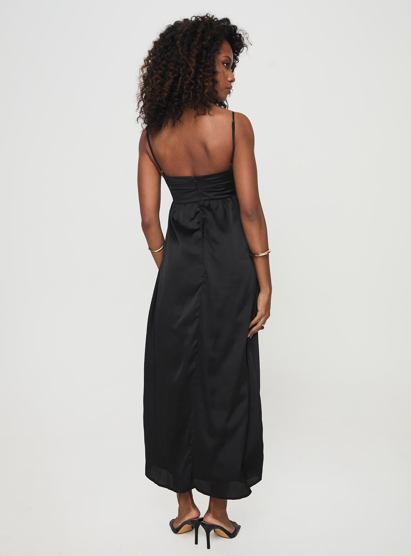 Ortega Maxi Dress Black-Oh Mollys