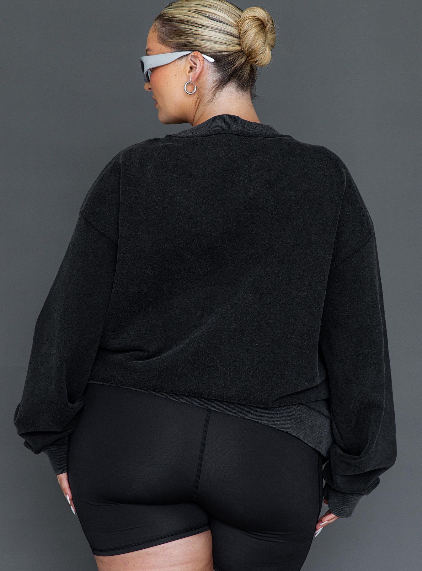 Fearlessness Activewear Crew Neck Sweatshirt Black Curve-Oh Mollys