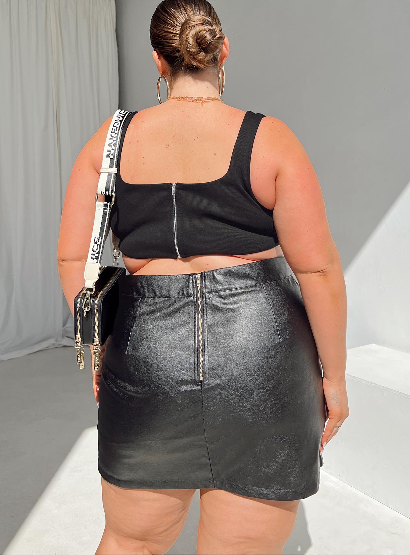 Chelsea Mini Skirt Black Curve-Oh Mollys