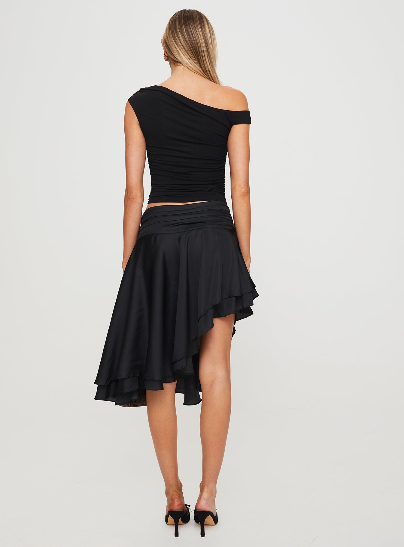 Legacy Midi Skirt Onyx-Oh Mollys