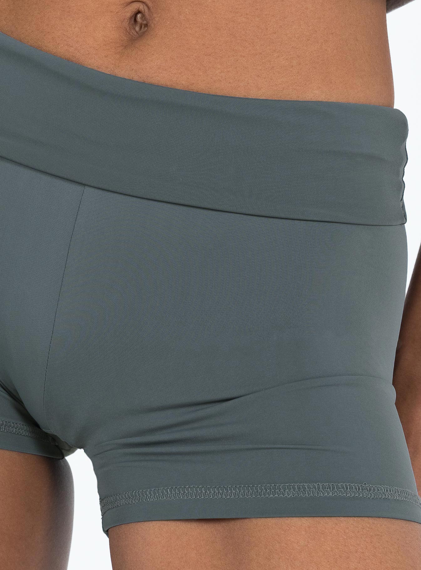 Flynn Shorts Slate-Oh Mollys