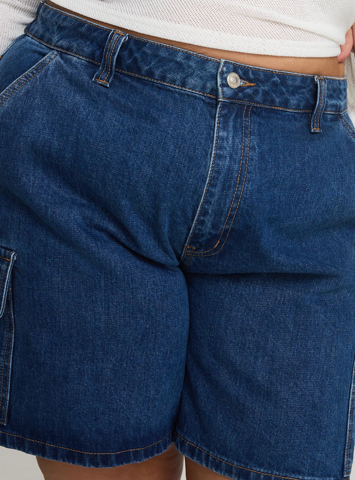 Mika Carpenter Denim Shorts Mid Wash Curve-Oh Mollys