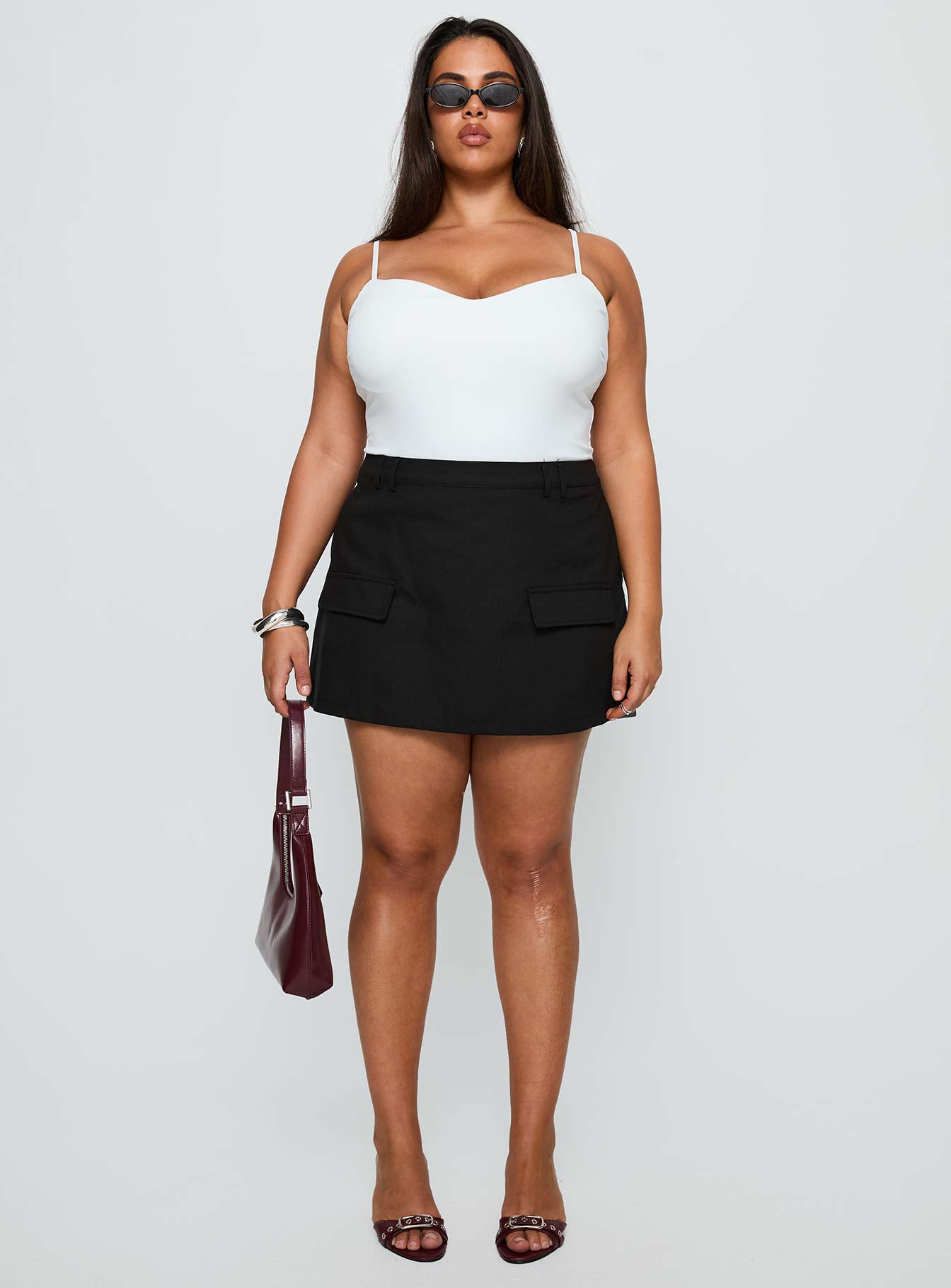 Essentially Skort Black Curve-Oh Mollys