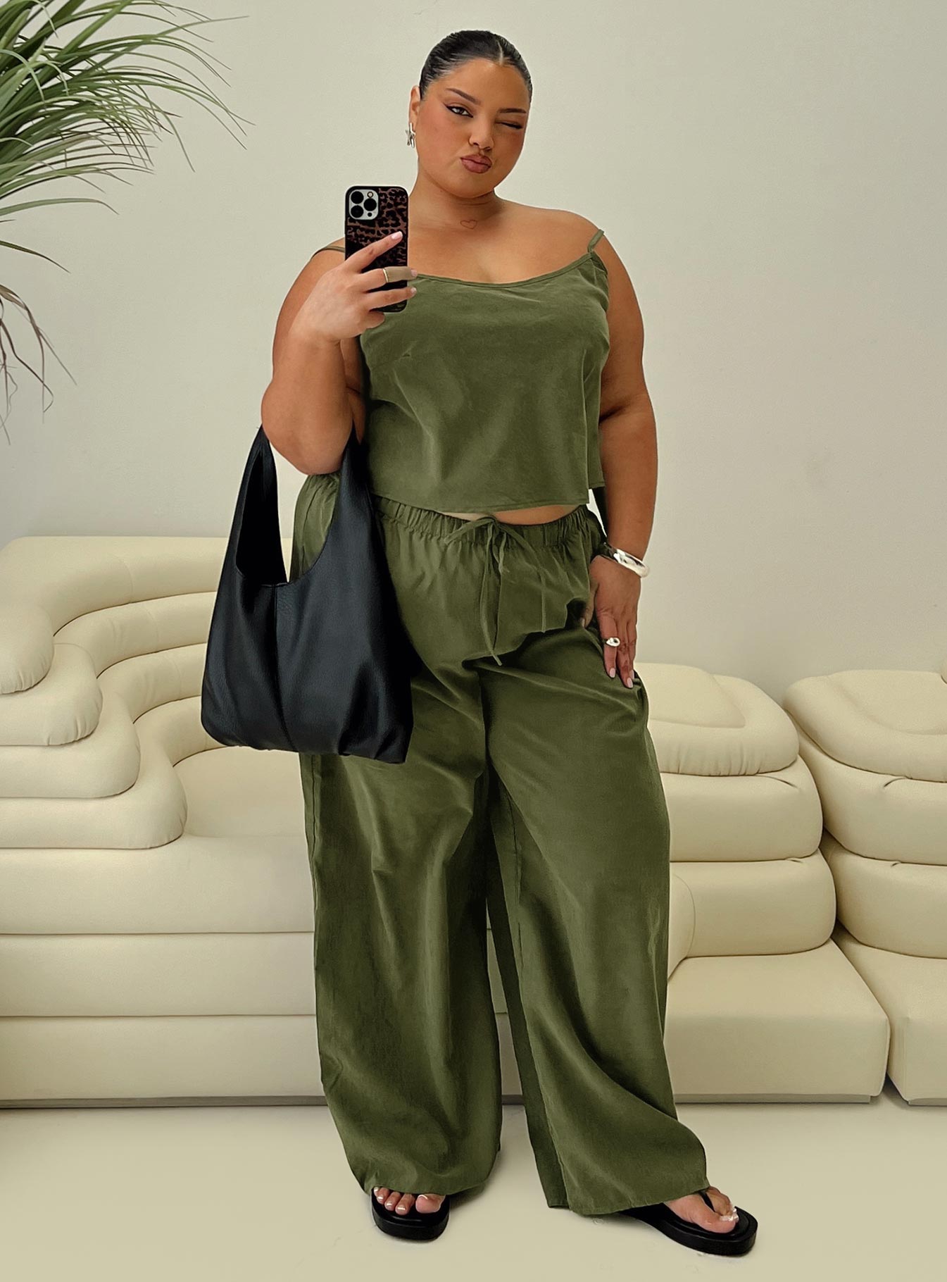 Paigey Set Khaki Curve-Oh Mollys