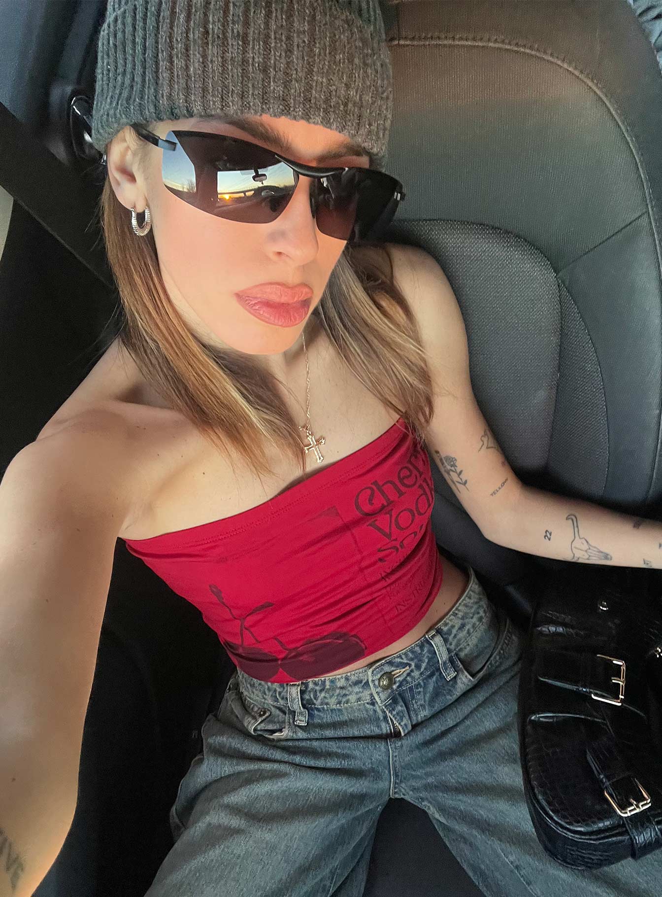 Leita Sunglasses Black-Oh Mollys