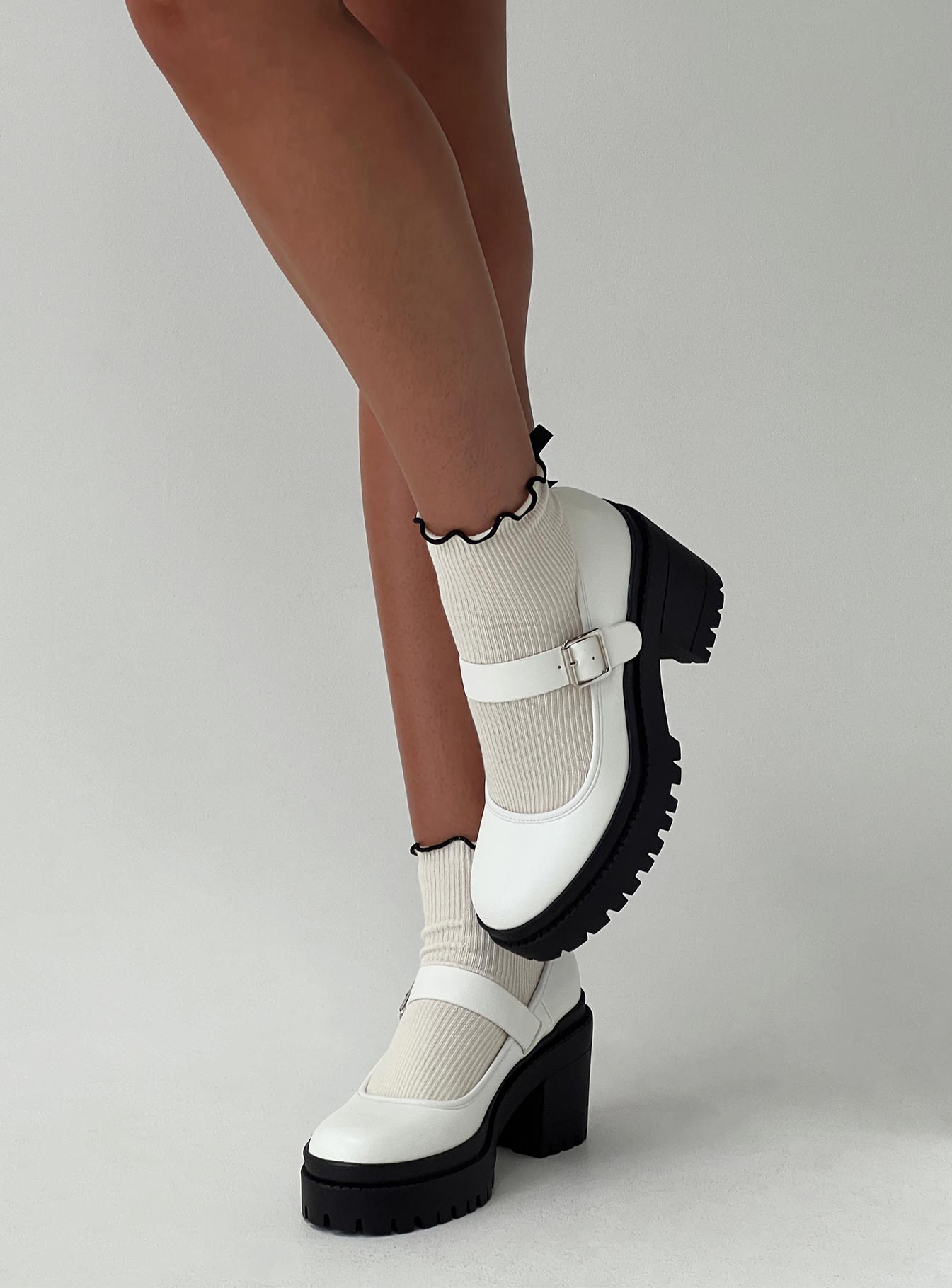 Sabrina Heels White-Oh Mollys