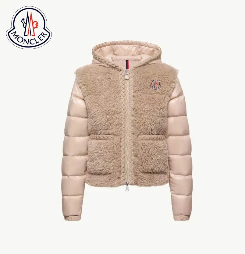 Kurze Daunenjacke aus Teddyfell mit Kapuze von Plantay