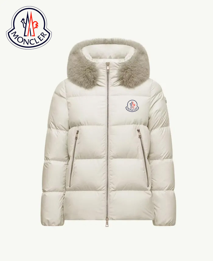 Kurze Daunenjacke mit Wollbesatz und Kapuze von Laichefur